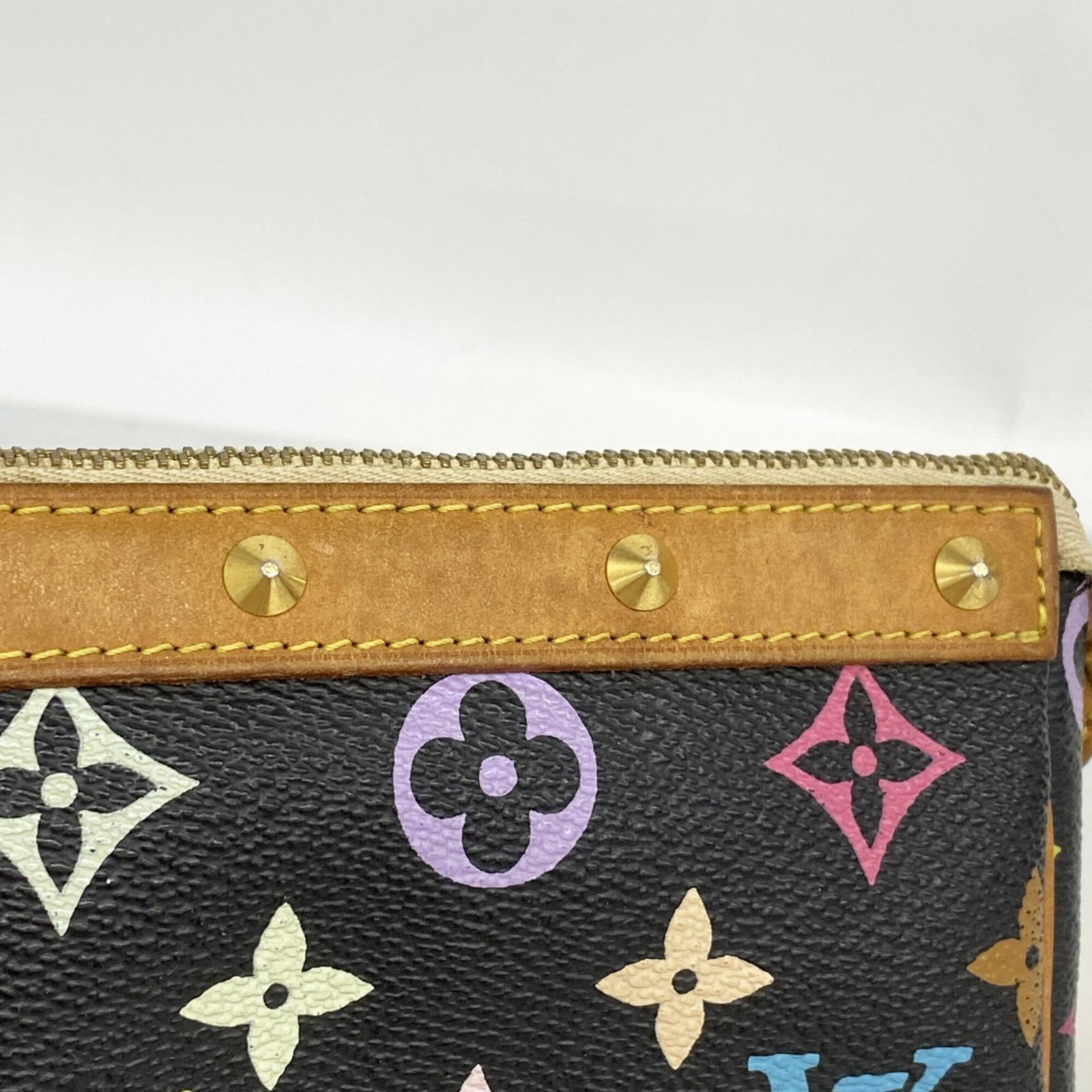 Pouch Louis Vuitton - 9