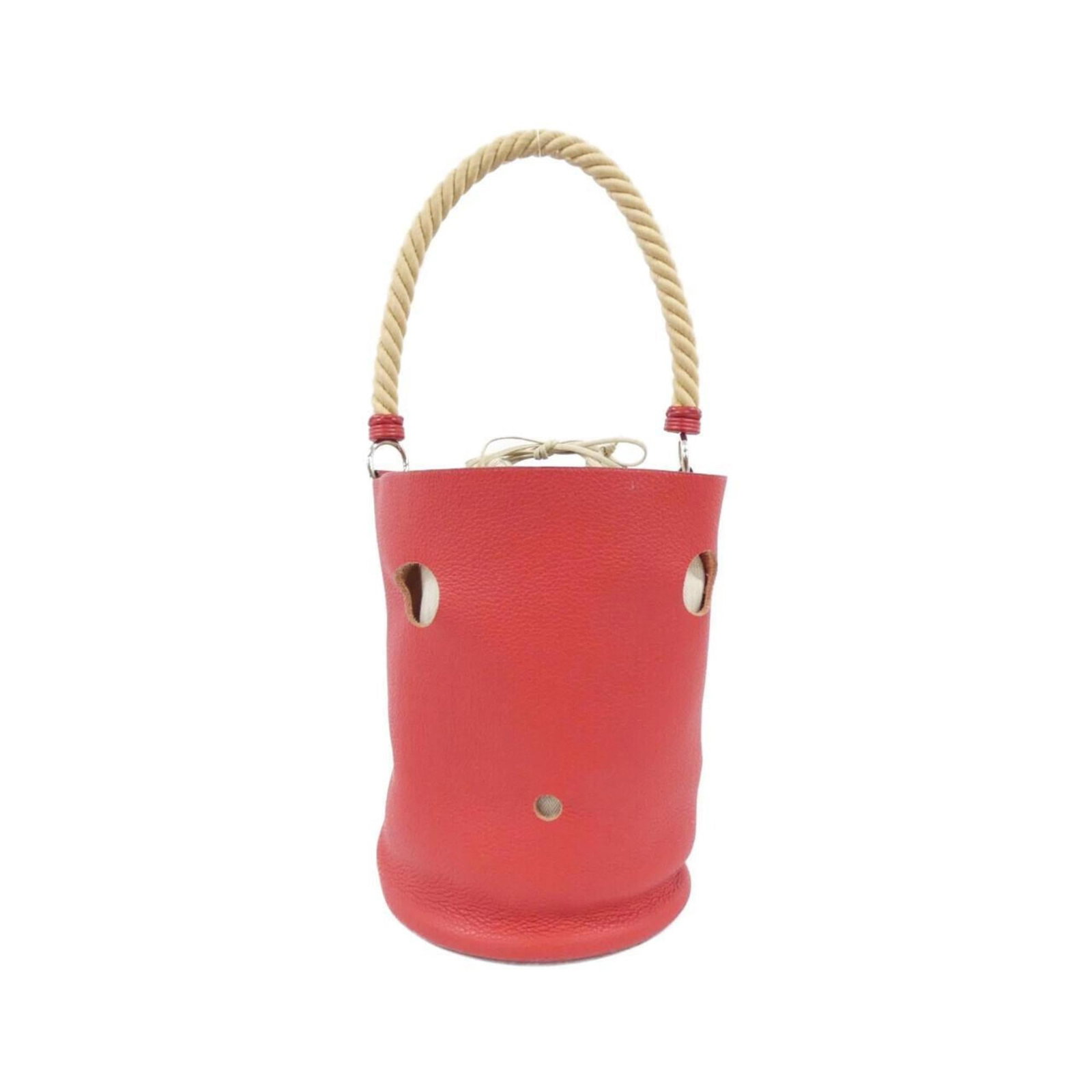 Hermes Shoulder Bag Taurillon Clemence Leather: Hermes Shoulder Bag Taurillon Clemence Leather The Herm?s Taurillon Clemence Shoulder Bag boasts elegant lines and sophisticated style, crafted from rich Taurillon Clemence Leather in a vibrant Rouge 