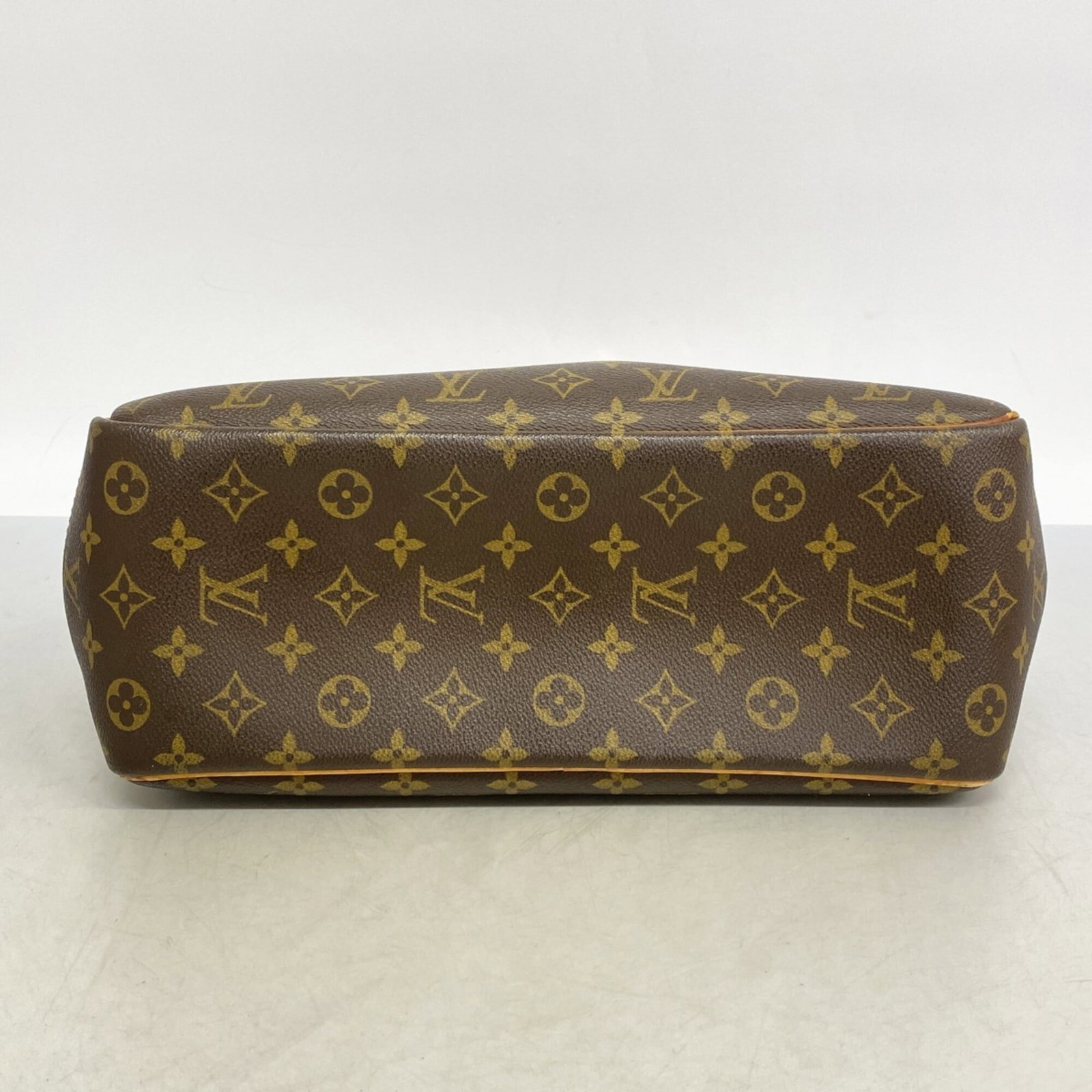 Louis Vuitton Handbag - 3