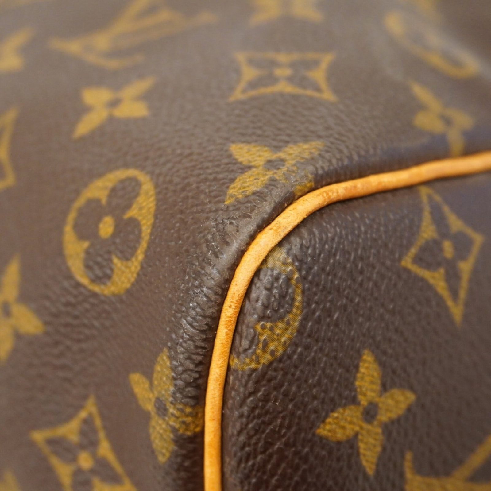 Boston Vuitton Louis - 9