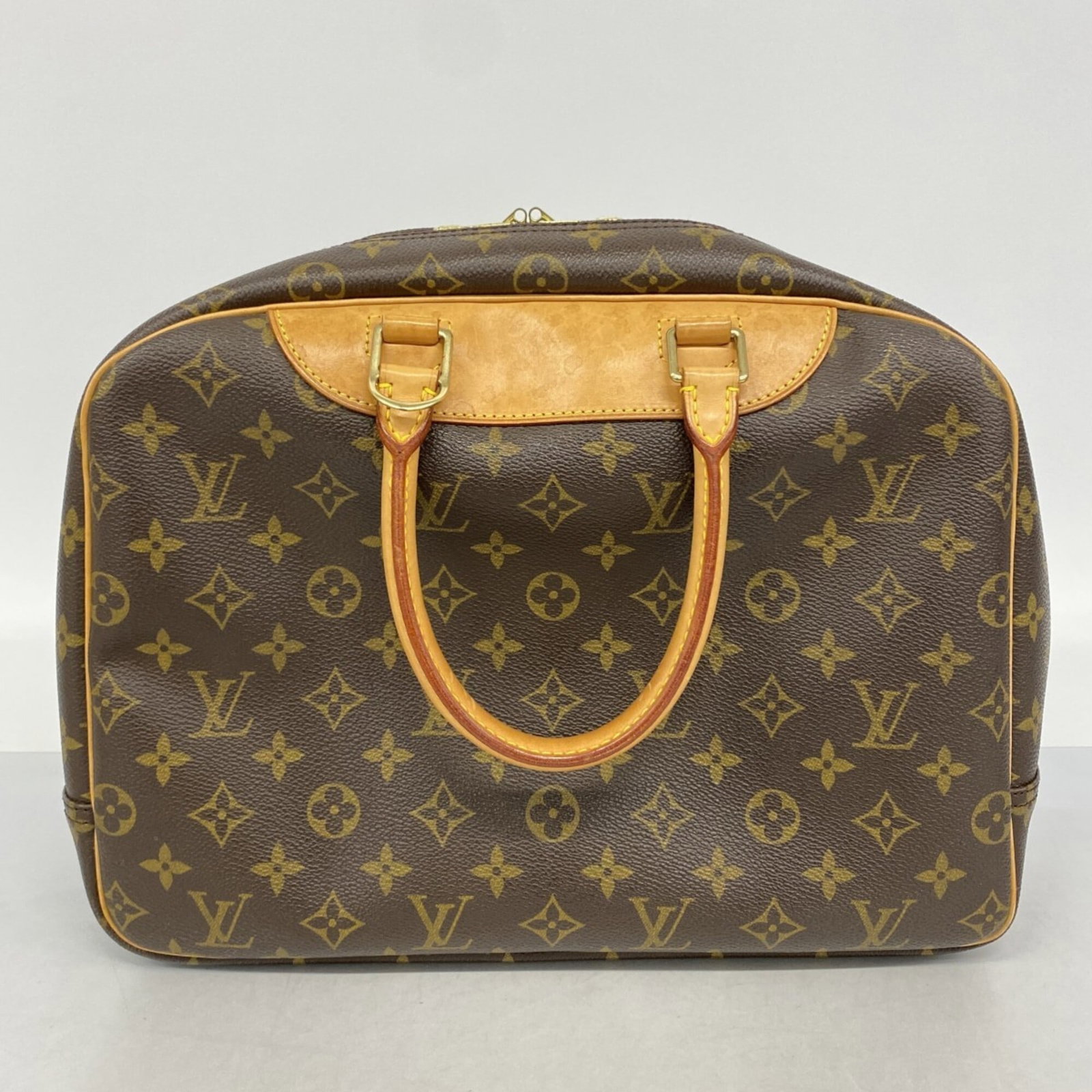 Louis Vuitton Handbag - 11