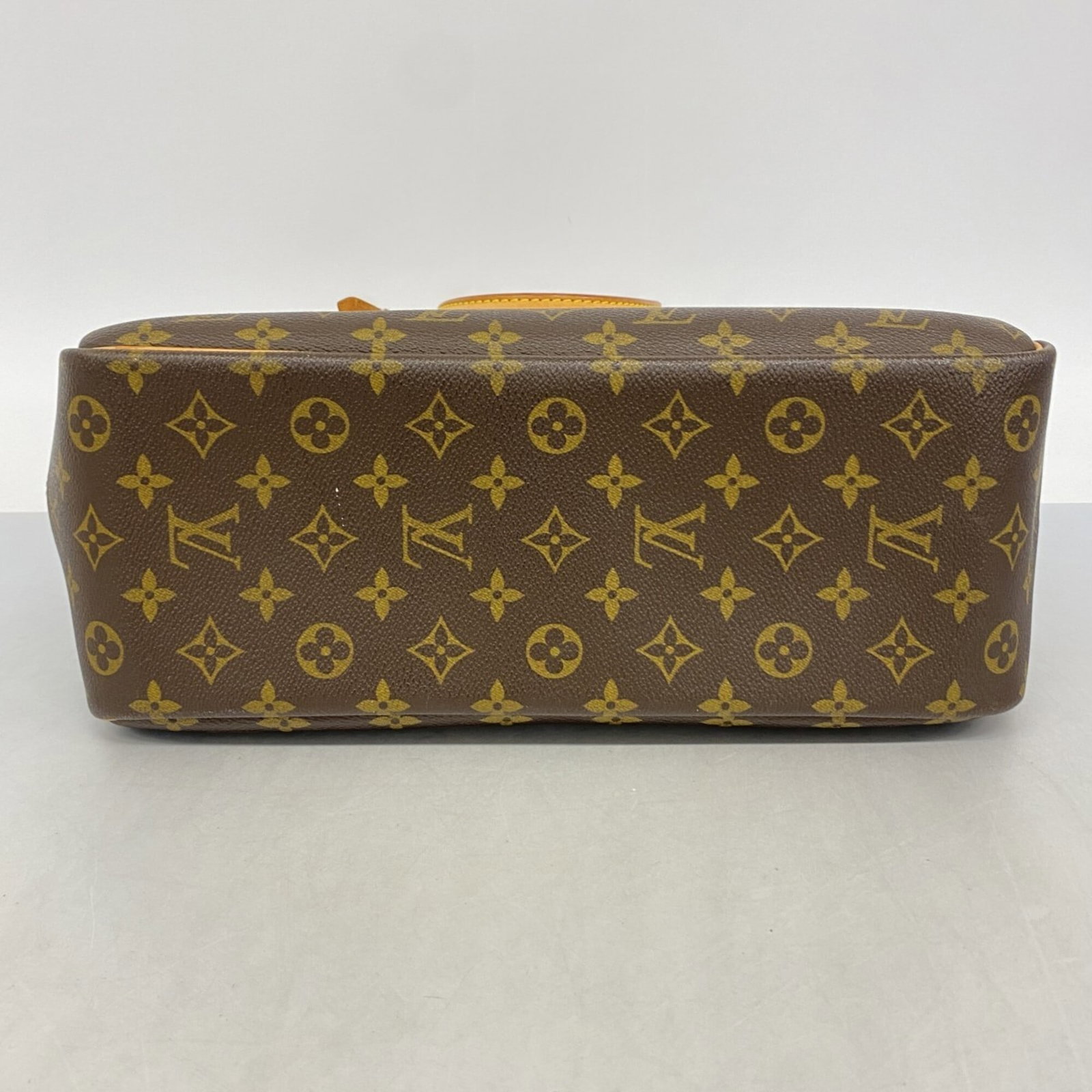 Louis Vuitton Handbag - 3