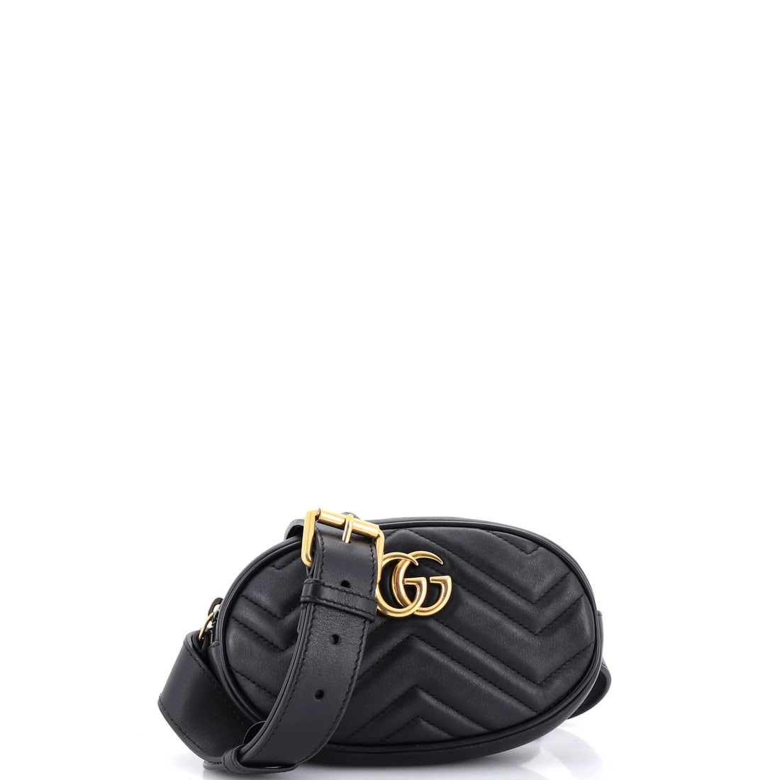 Matelasse Leather Bag Belt Gucci GG Marmont: Matelasse Leather Bag Belt Gucci GG Marmont Matelasse Leather Bag Belt from Gucci's iconic GG Marmont collection, featuring black exterior with gold hardware and neutral interior. This belt boasts a