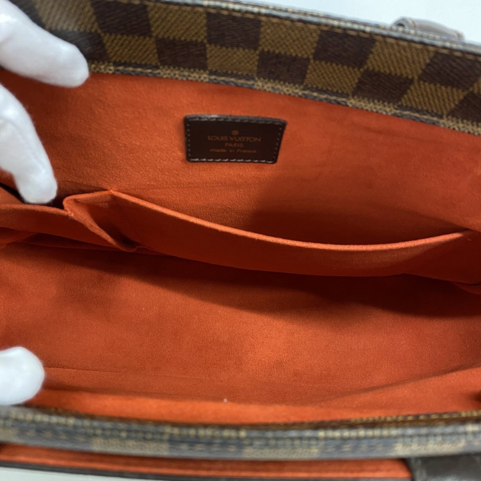Shoulder bag by Louis Vuitton - 4