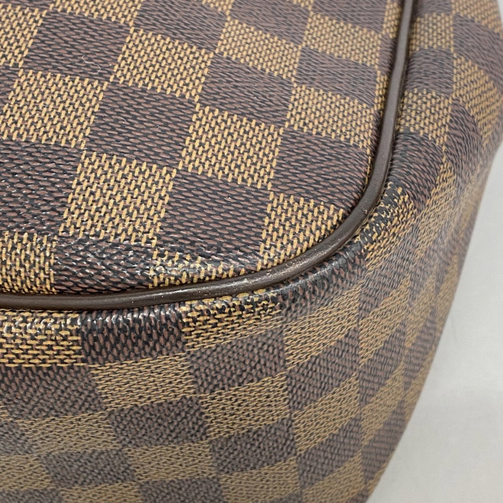 Shoulder bag by Louis Vuitton - 6