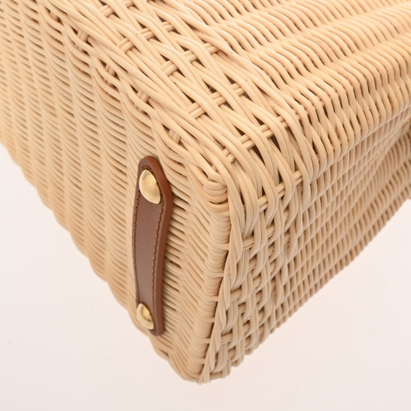 Louis Vuitton Handbag - 8