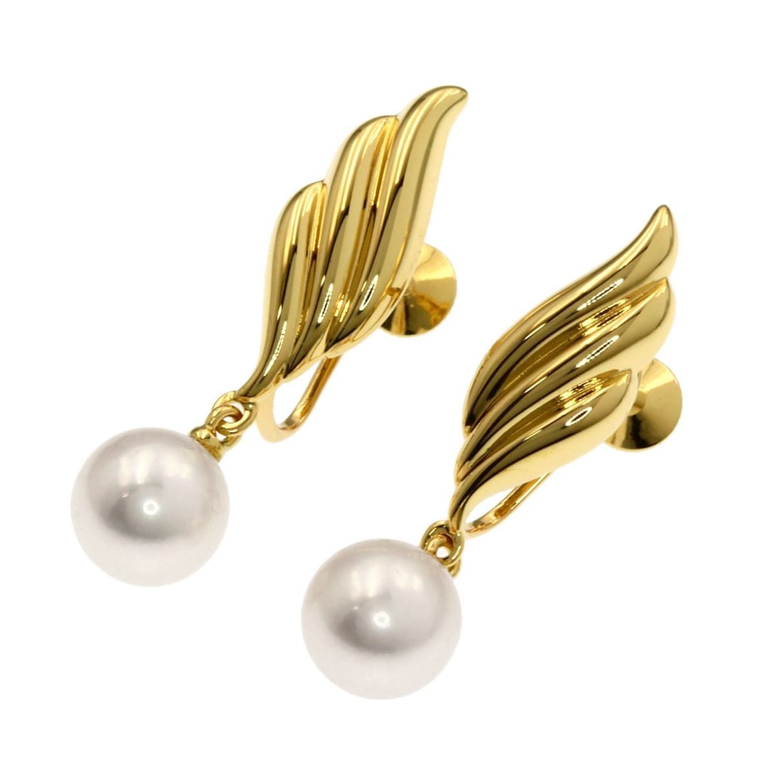 K18 Yellow Gold Mikimoto Pearl Earring: K18 Yellow Gold Mikimoto Pearl Earring K18 Yellow Gold Mikimoto Pearl Earring boasts exceptional craftsmanship, featuring high-quality K18 yellow gold and a luminous pearl. This elegant earring