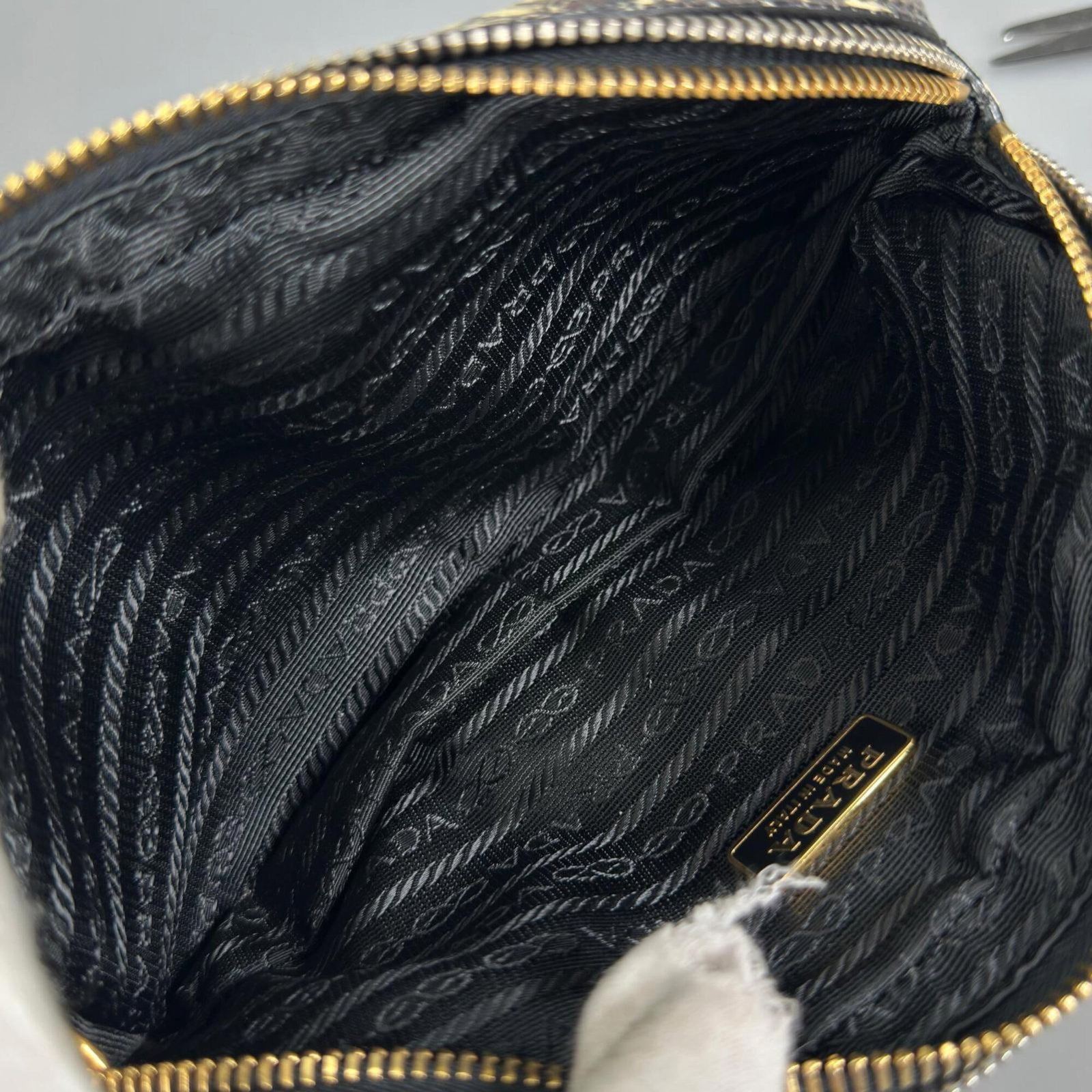 Nylon Prada pouch - 11