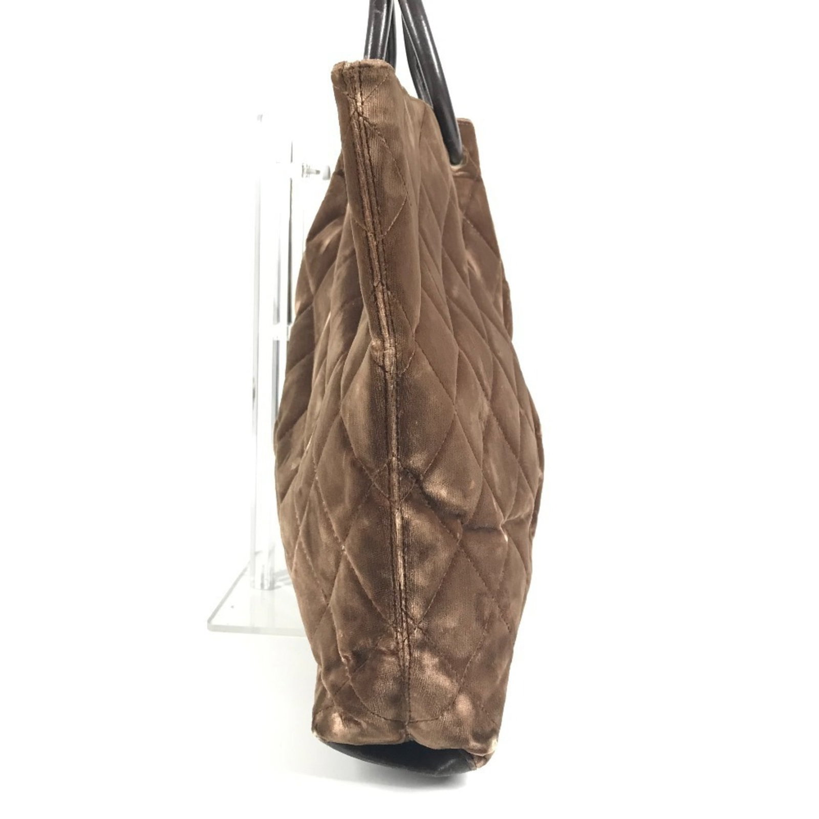 Handbag by Chanel - 3
