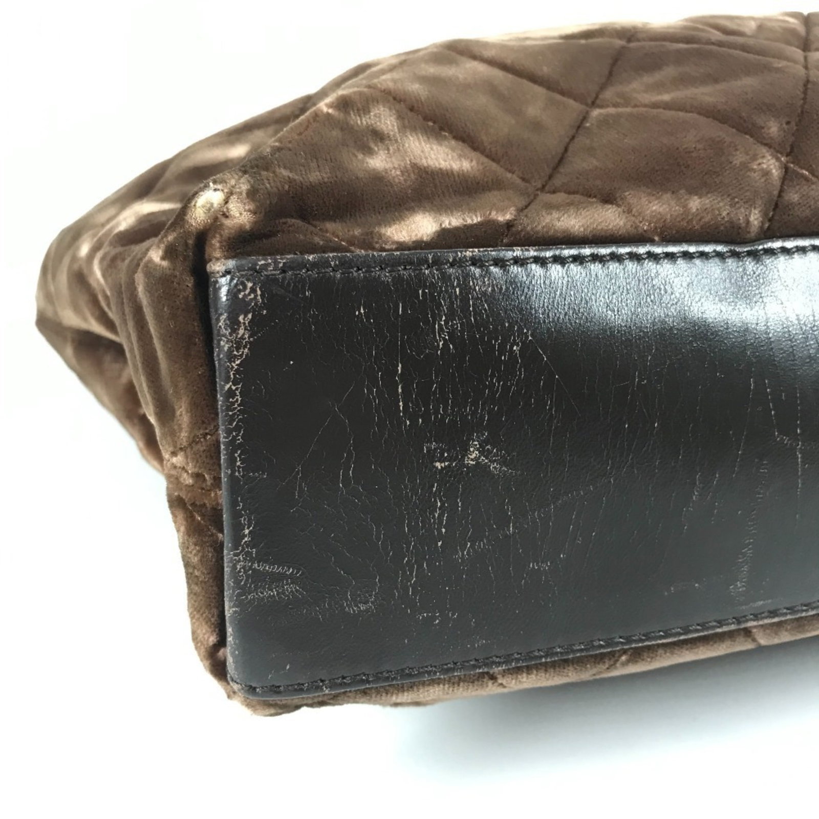 Handbag by Chanel - 7