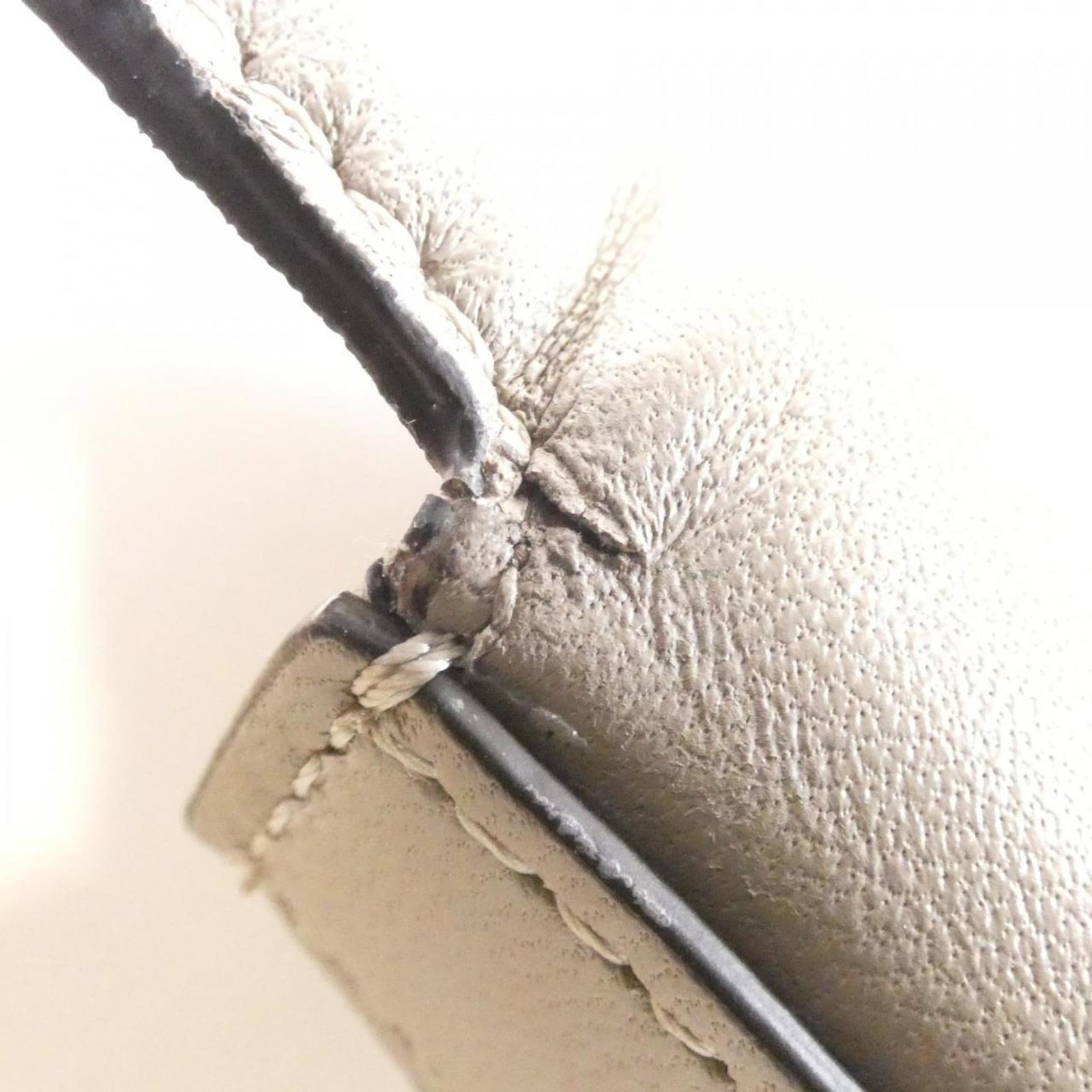 Fendi Pouch Leather - 4