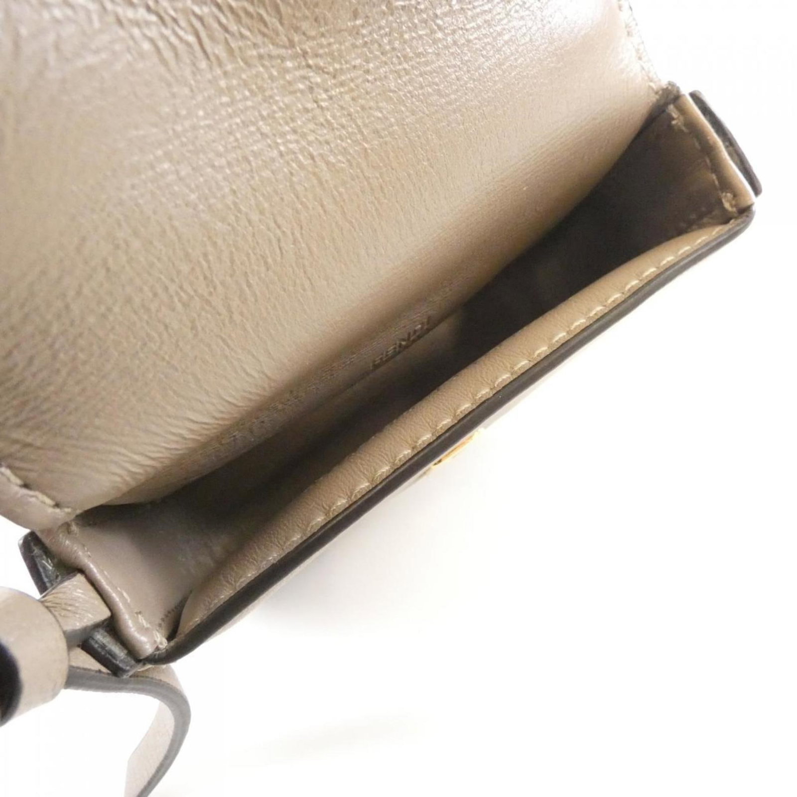 Fendi Pouch Leather - 9