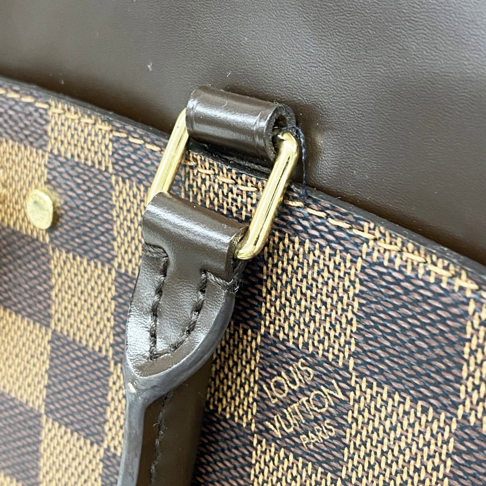 Louis Vuitton Handbag - 9