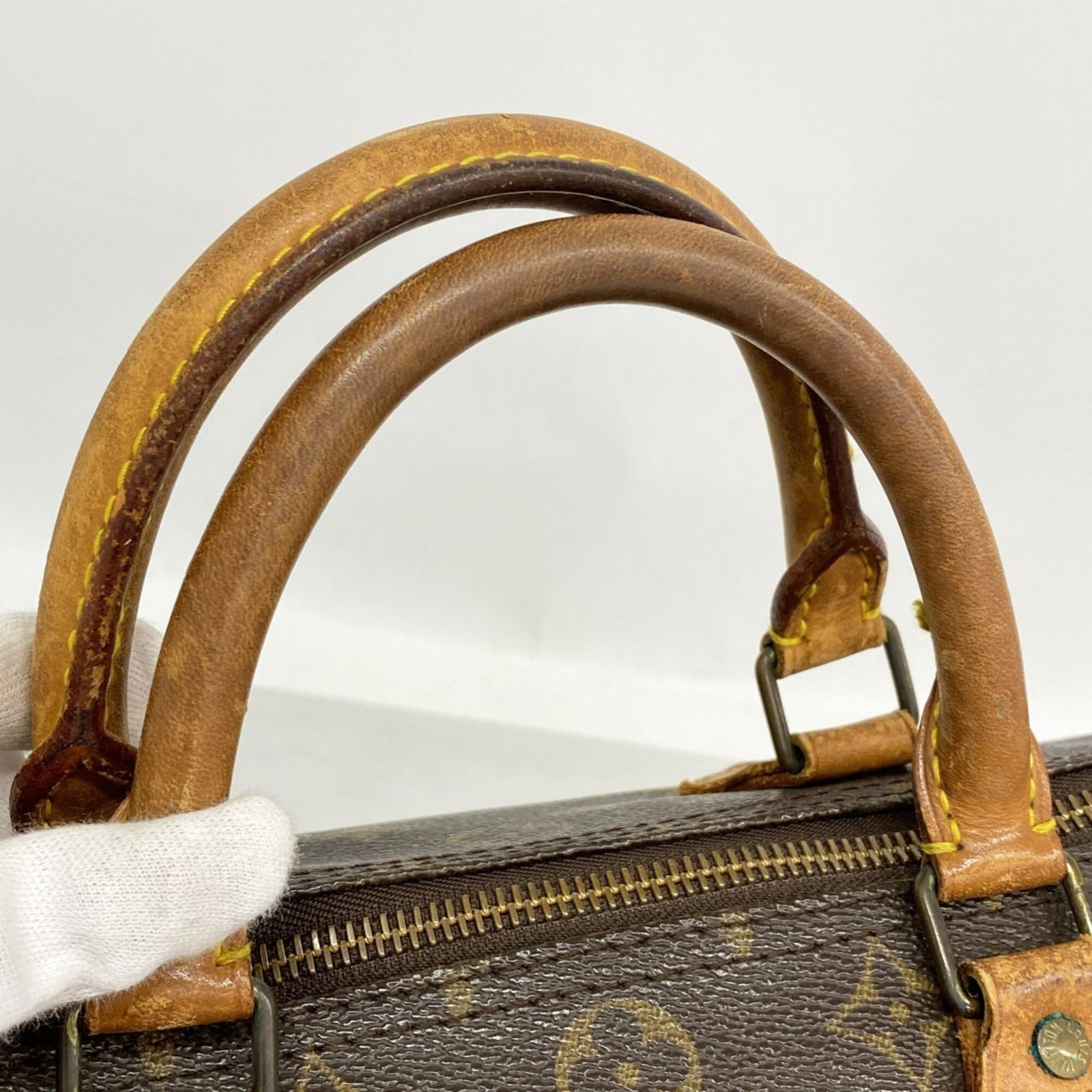 Louis Vuitton Handbag - 7