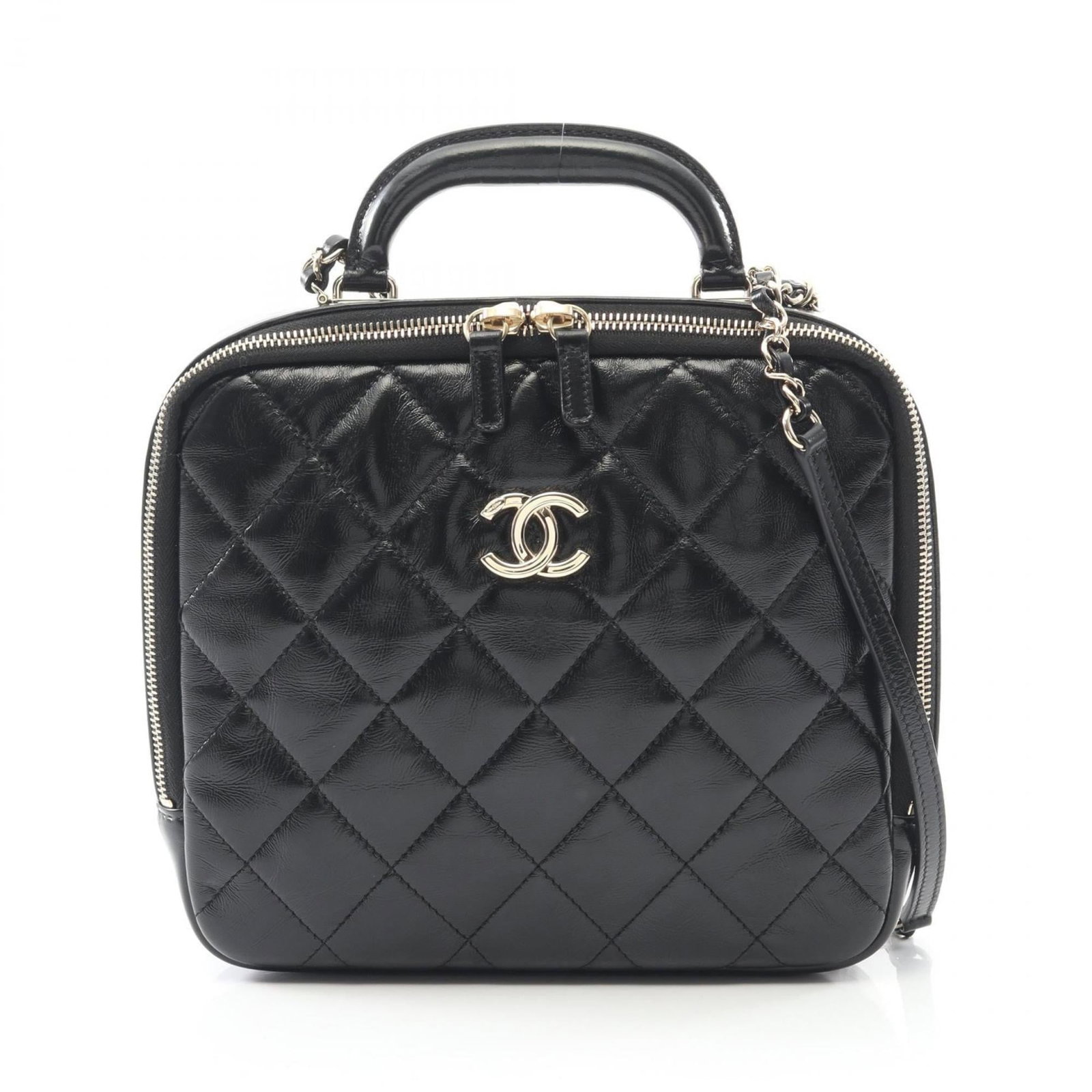 Shoulder Bag Leather: Shoulder Bag Leather This black leather shoulder bag from Chanel features gold hardware and a classic design. With its 20cm x 22cm x 5cm dimensions, it's the perfect size for everyday use. The bag has