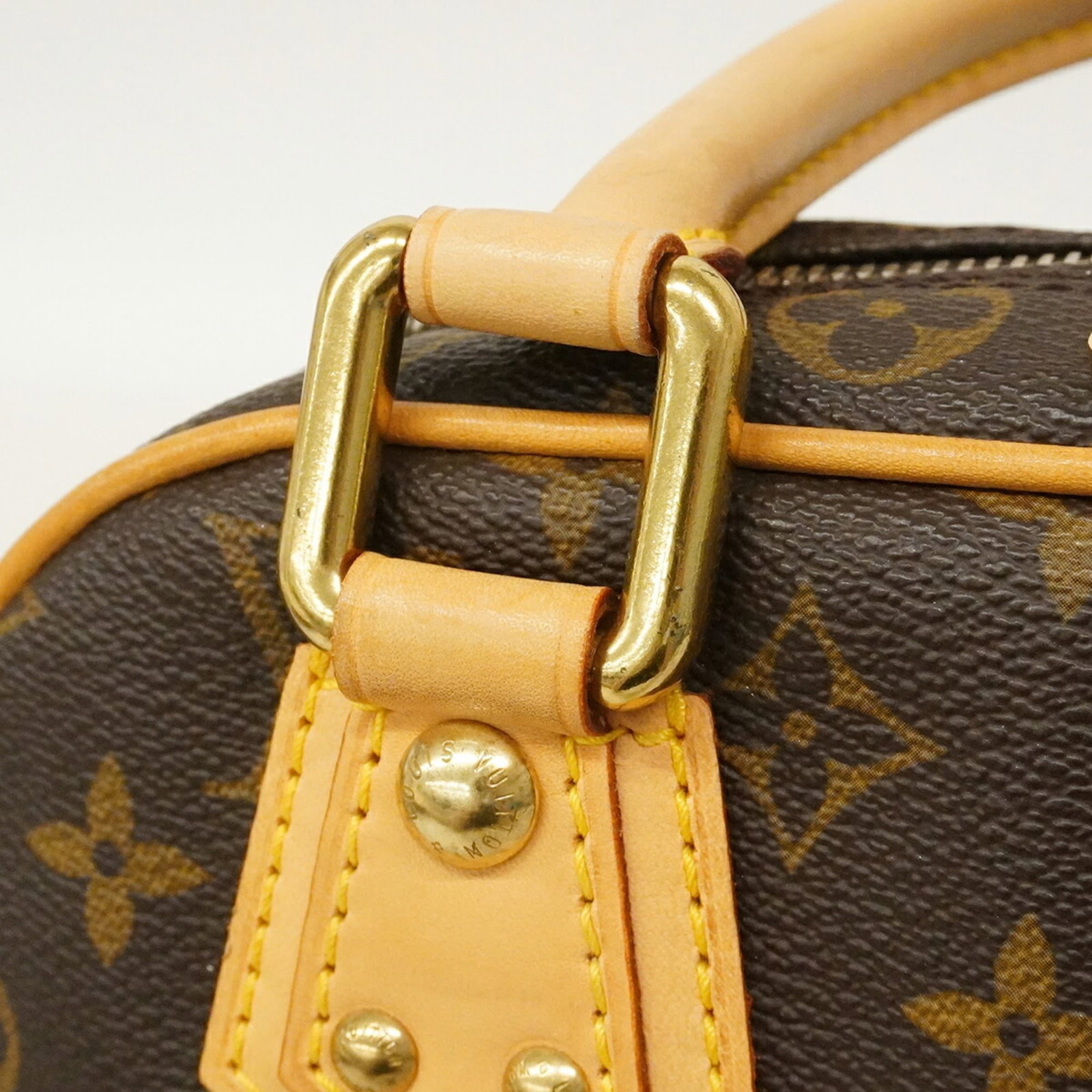 Louis Vuitton Handbag - 12