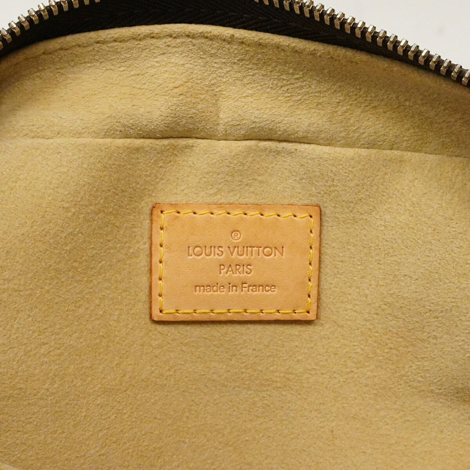 Louis Vuitton Handbag - 5