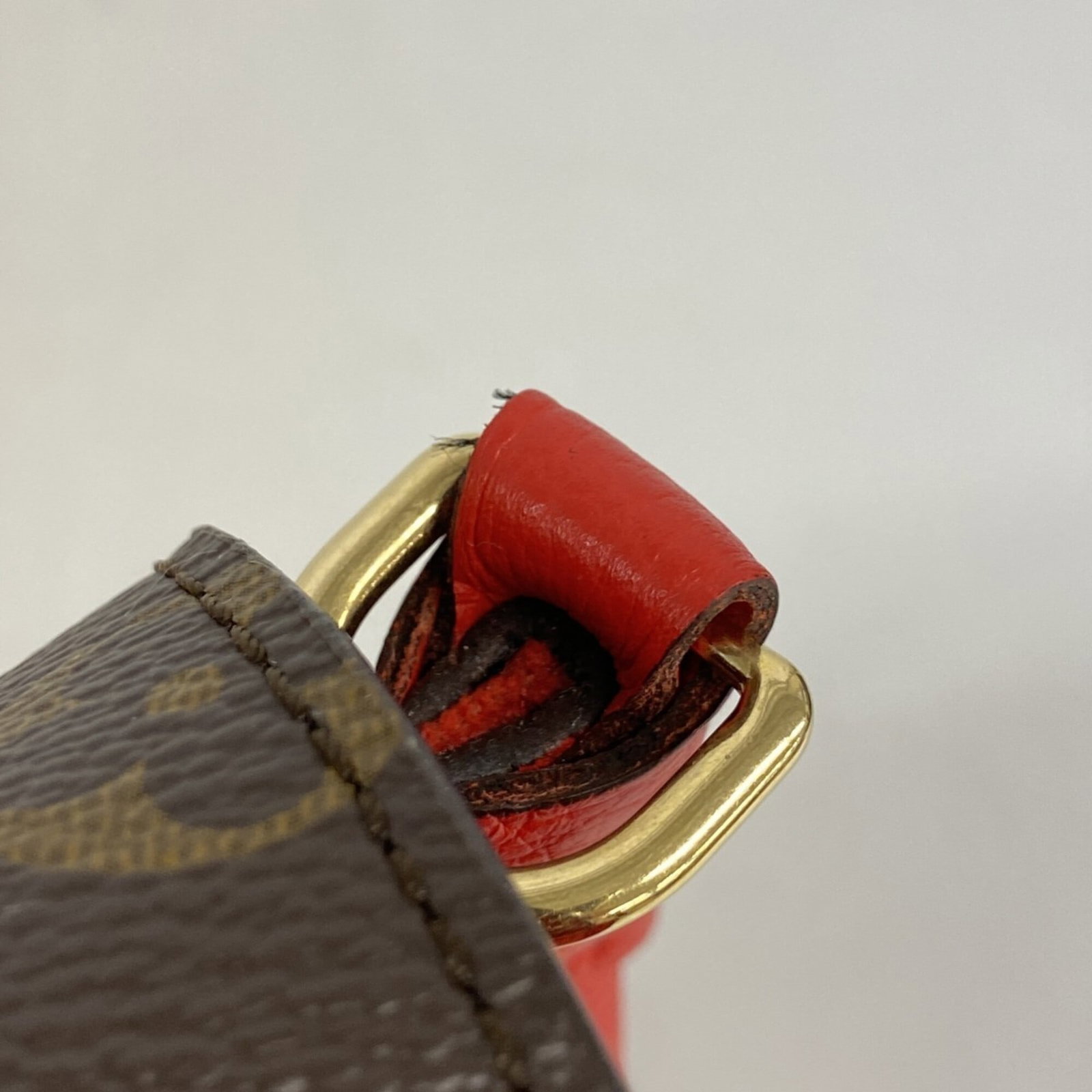 Louis Vuitton Handbag - 7