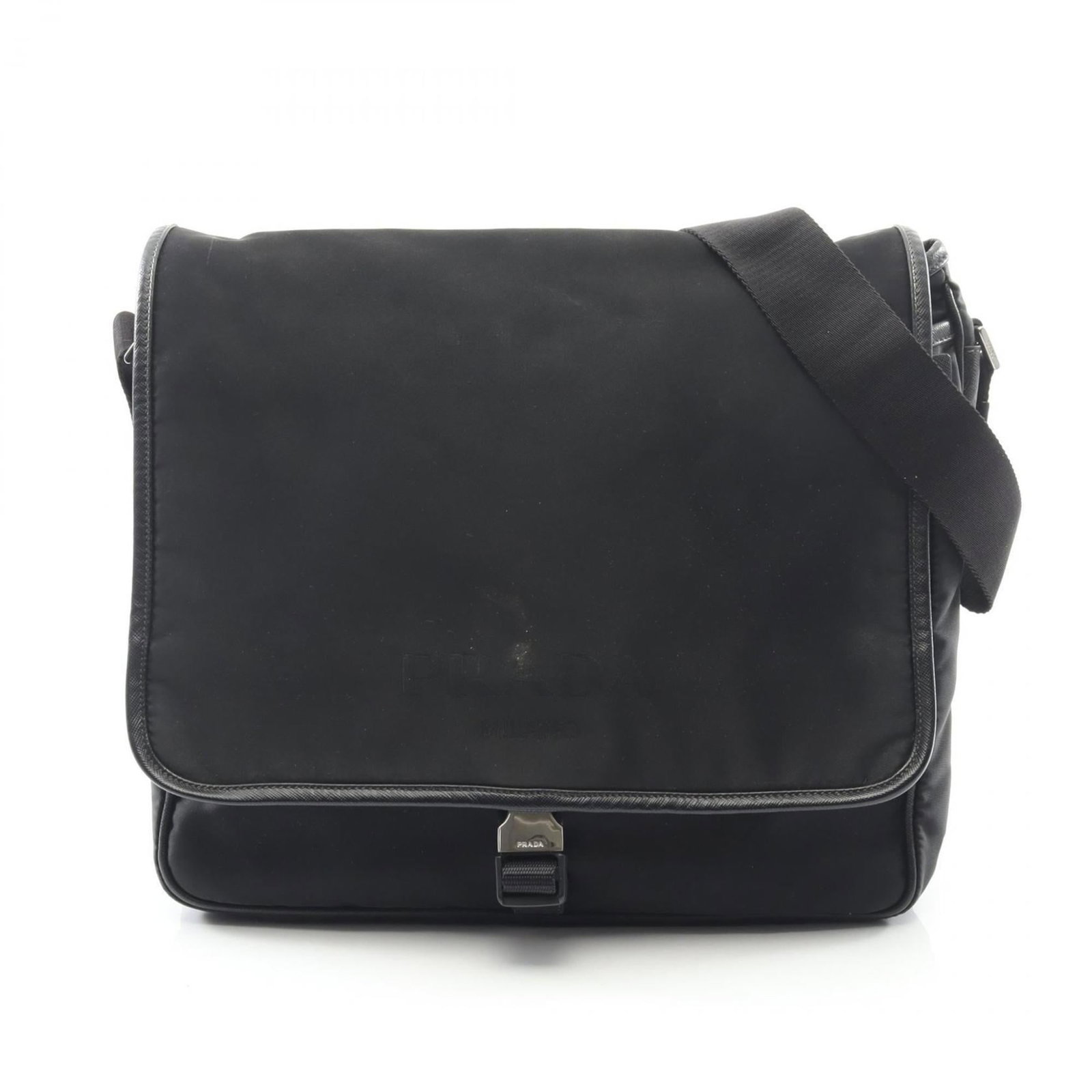 Nylon Saffiano Prada Triangle Bag Shoulder: Nylon Saffiano Prada Triangle Bag Shoulder Nylon Saffiano Prada Triangle Bag Shoulder - A versatile and stylish shoulder bag made from durable Nylon and Saffiano material, featuring a sleek triangle