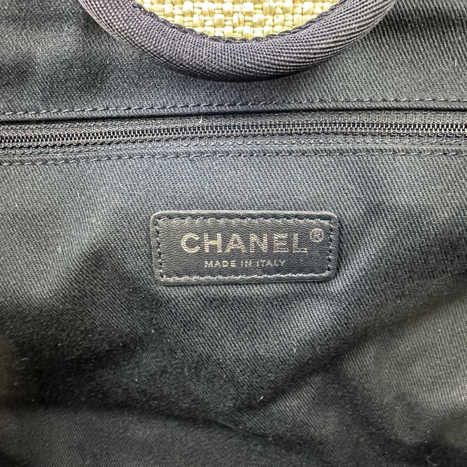 Tote Bag by Chanel - 9