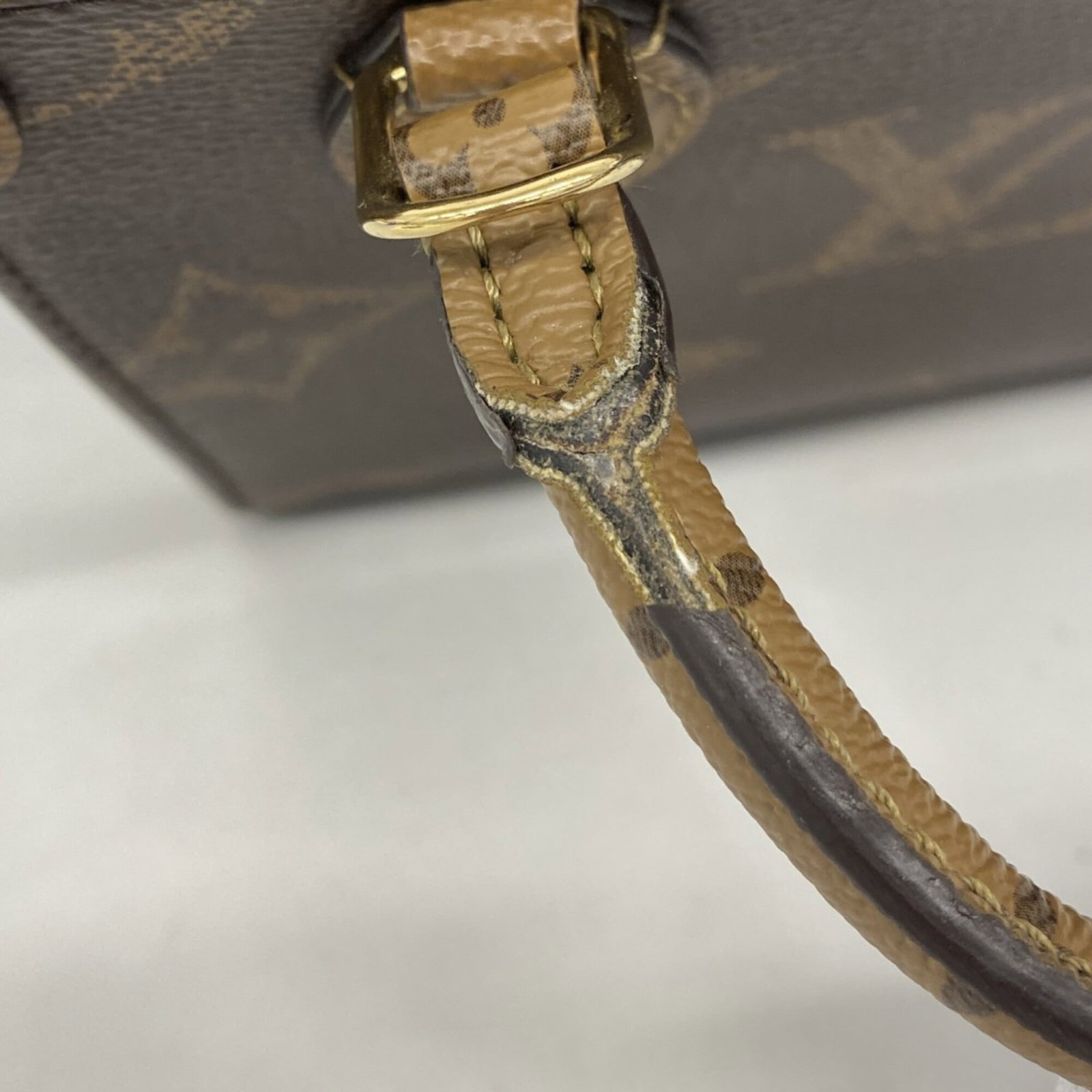 Louis Vuitton Handbag - 8