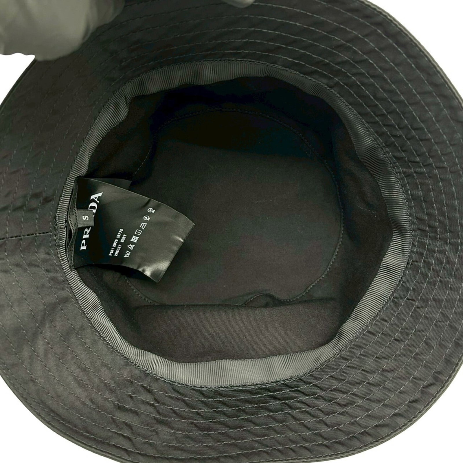 Hat Nylon Bucket Prada - 6