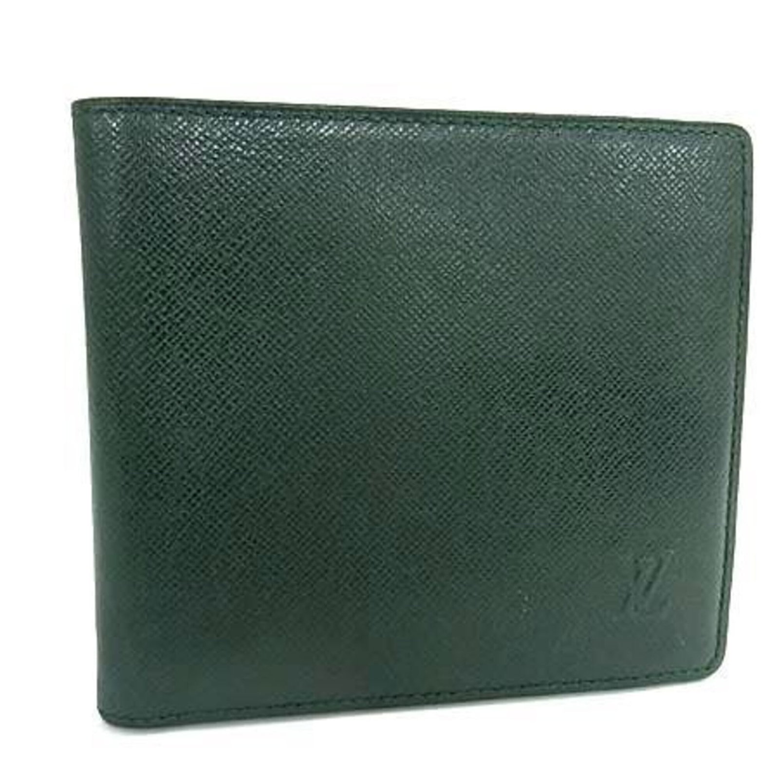 Louis Vuitton Wallet (Bi-Fold) Taiga Leather: Louis Vuitton Wallet (Bi-Fold) Taiga Leather Taiga Leather Louis Vuitton Bi-Fold Wallet, featuring Episea Green color and a classic bi-fold design. This used wallet showcases some minor scratches and