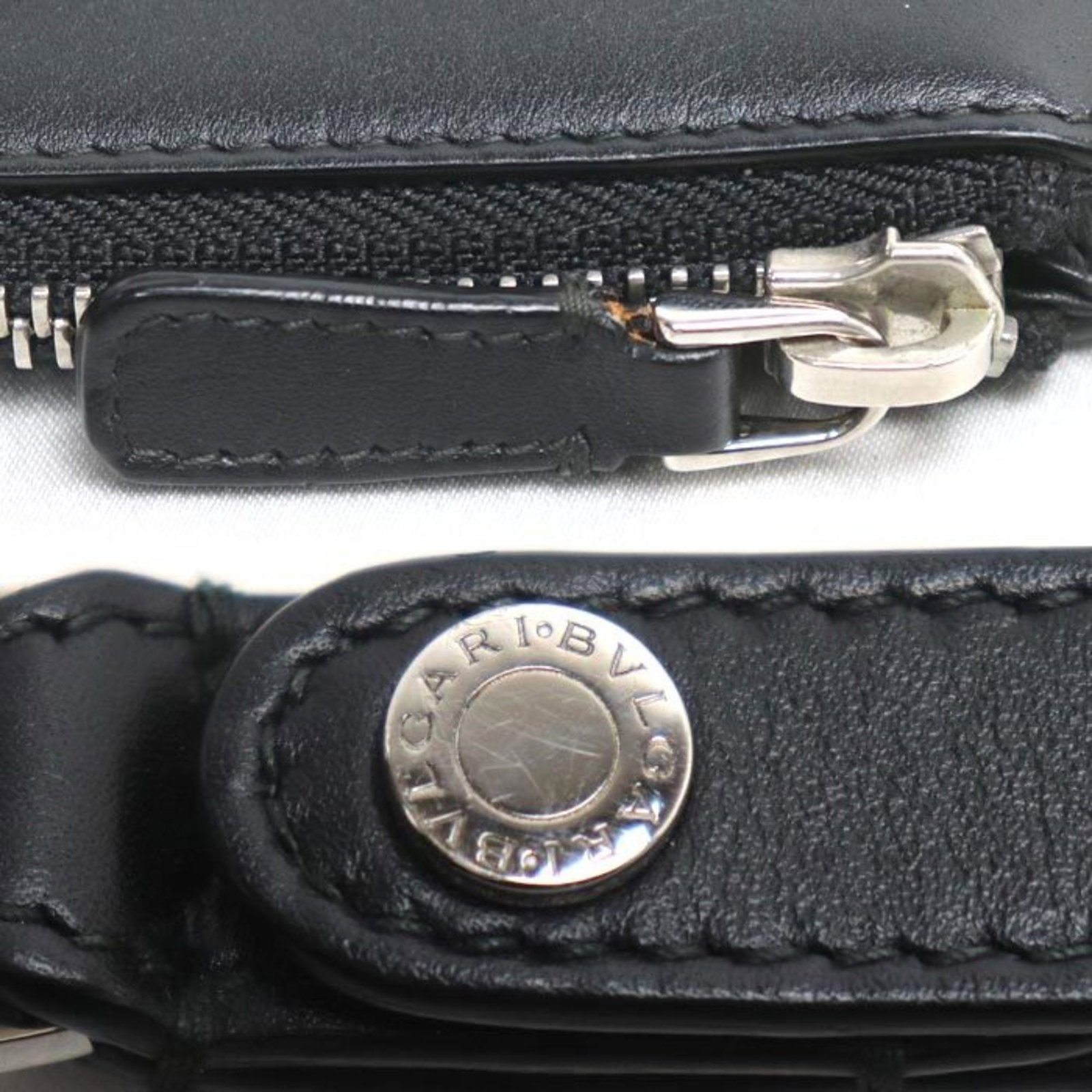Bag Clutch Leather Bvlgari - 7