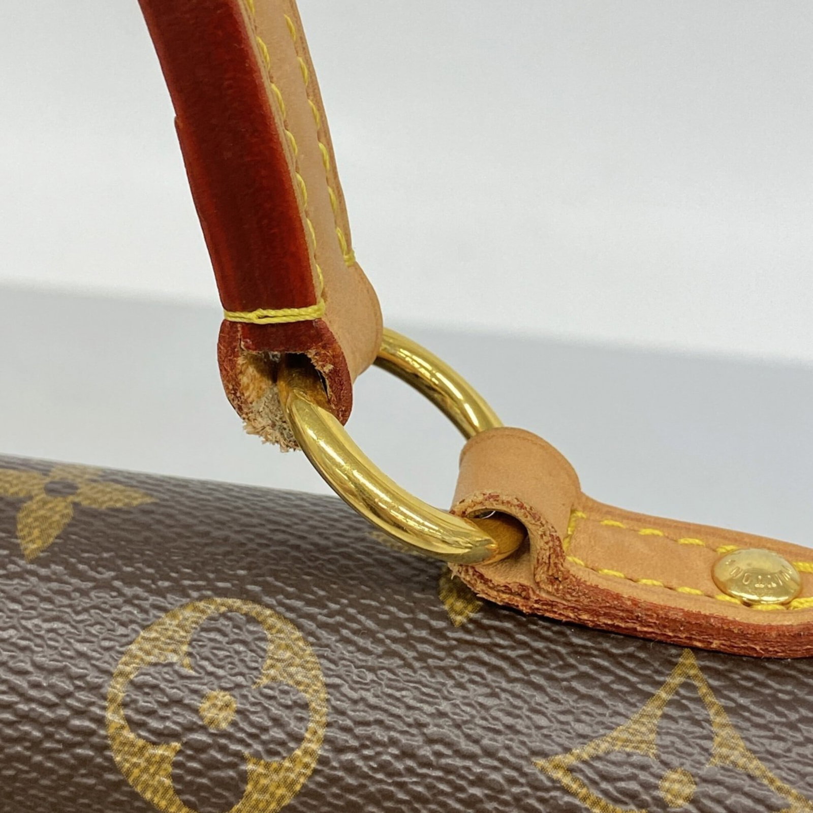 Louis Vuitton Handbag - 8