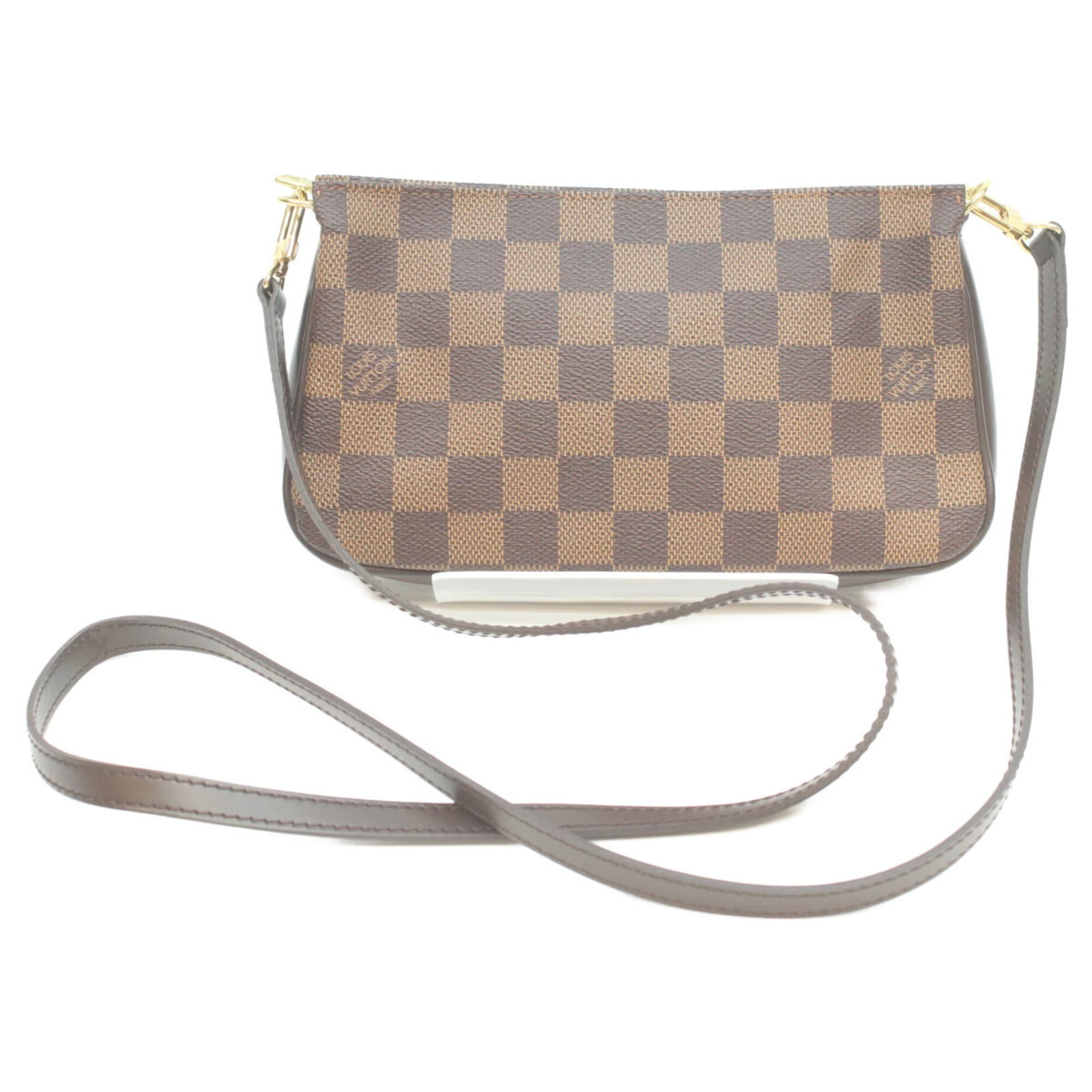 Canvas Damier Shoulder Bag Louis Vuitton: Canvas Damier Shoulder Bag Louis Vuitton Brown Damier Canvas Shoulder Bag with Traces of Usage. This Louis Vuitton shoulder bag features the iconic Damier canvas pattern and has a sturdy strap length