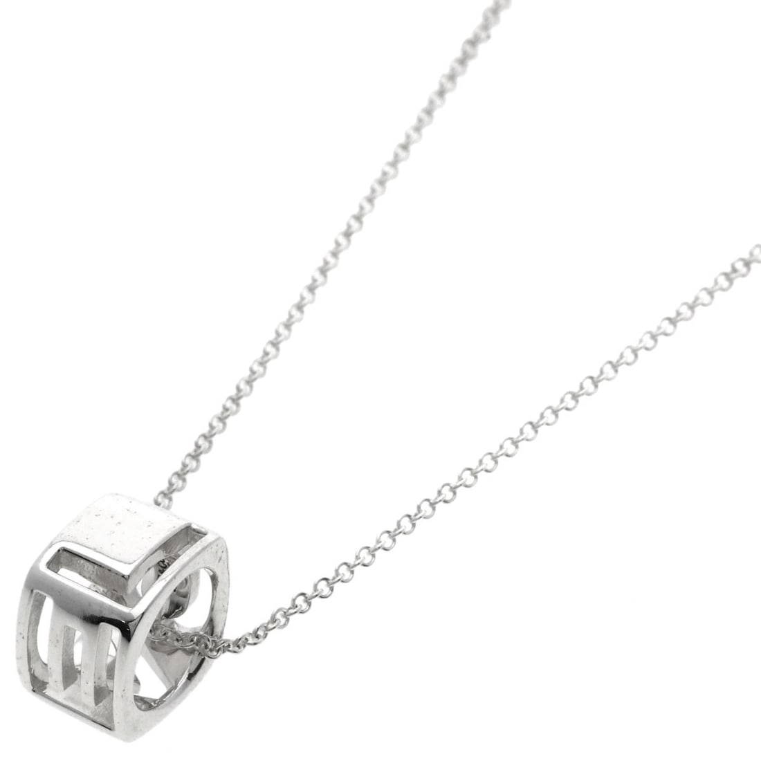 Silver Ella Necklace Square Love Co: Silver Ella Necklace Square Love Co Silver Ella Necklace Square Love Co from Tiffany&Co. boasts a sleek silver design, measuring 15.9 inches in length, making it a versatile accessory for everyday