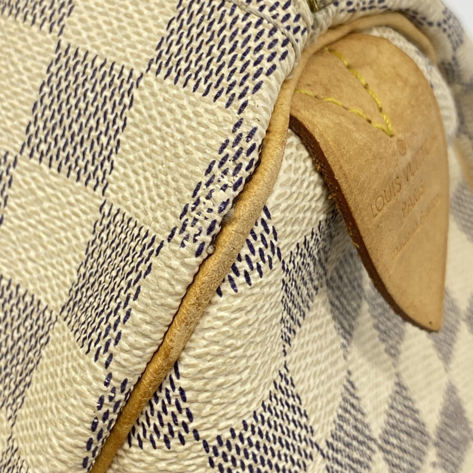 Louis Vuitton Handbag - 11