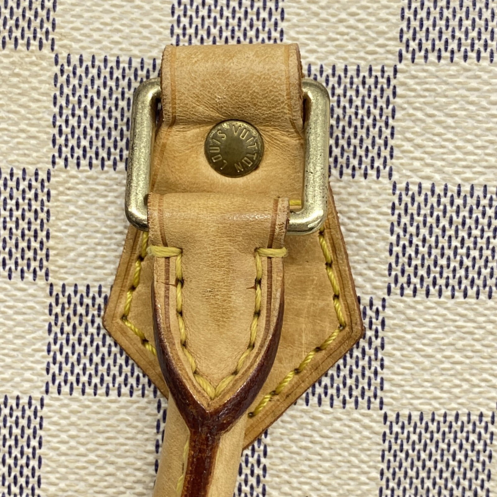 Louis Vuitton Handbag - 14