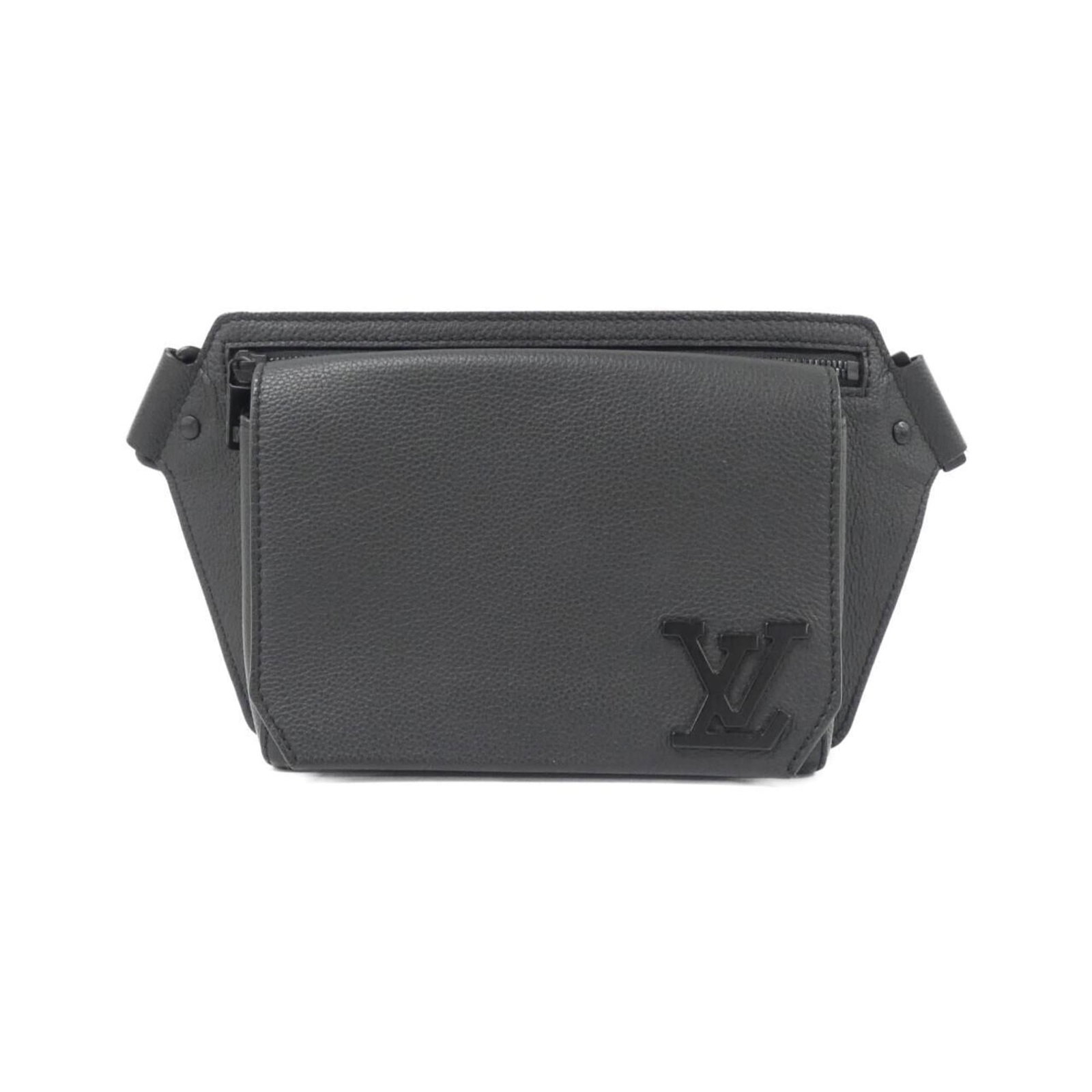Leather shoulder bag by Louis Vuitton: Leather shoulder bag by Louis Vuitton Black calf leather Louis Vuitton shoulder bag with a zipper outer pocket, featuring a classic design and timeless style. The bag's durable construction and high-q