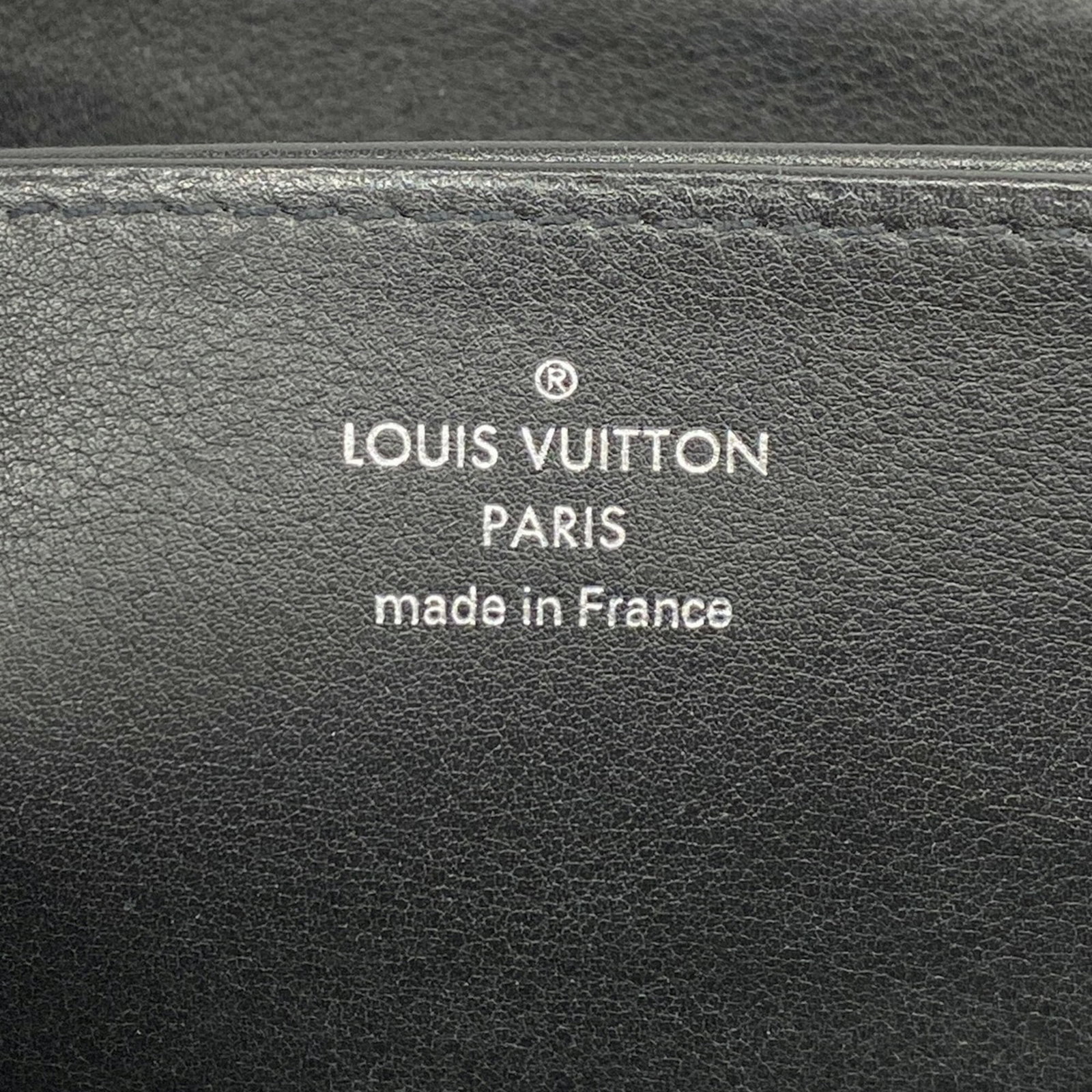 Long Wallet Bi Fold Louis Vuitton - 4