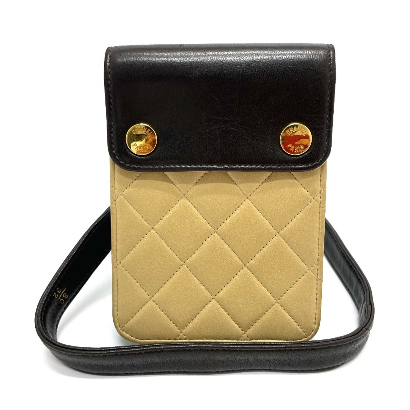 Chanel Other Leather: Chanel Other Leather Black Chanel Other Leather handbag with a classic design, measuring 11.2cm x 16cm x 5cm, featuring a signature and a timeless silhouette. The bag has been used and shows signs of
