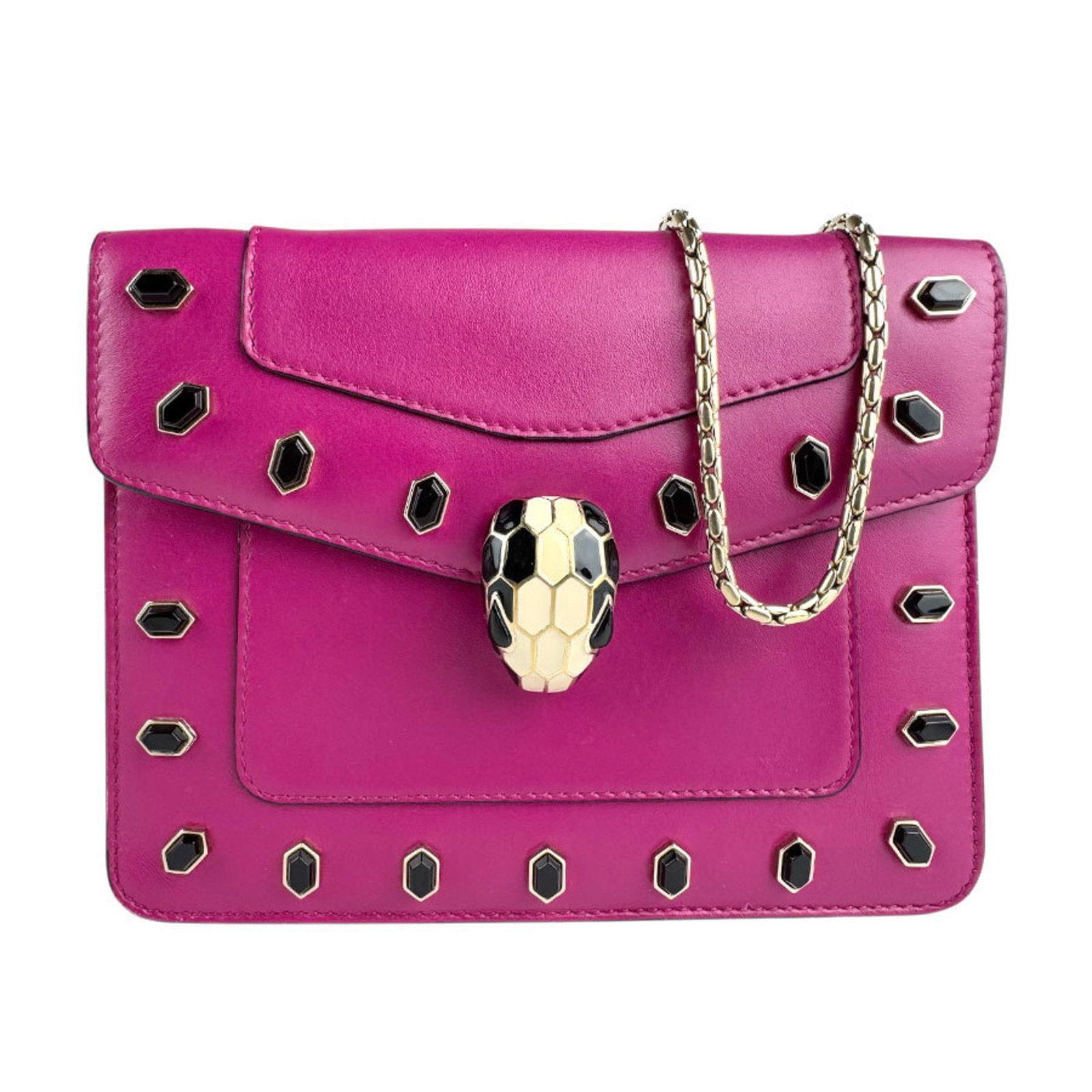 Bvlgari Shoulder Bag Leather: Bvlgari Shoulder Bag Leather Bvlgari Shoulder Bag Leather, with its signature Italian craftsmanship and premium leather material, boasts a classic design that exudes sophistication. Measuring 16cm x