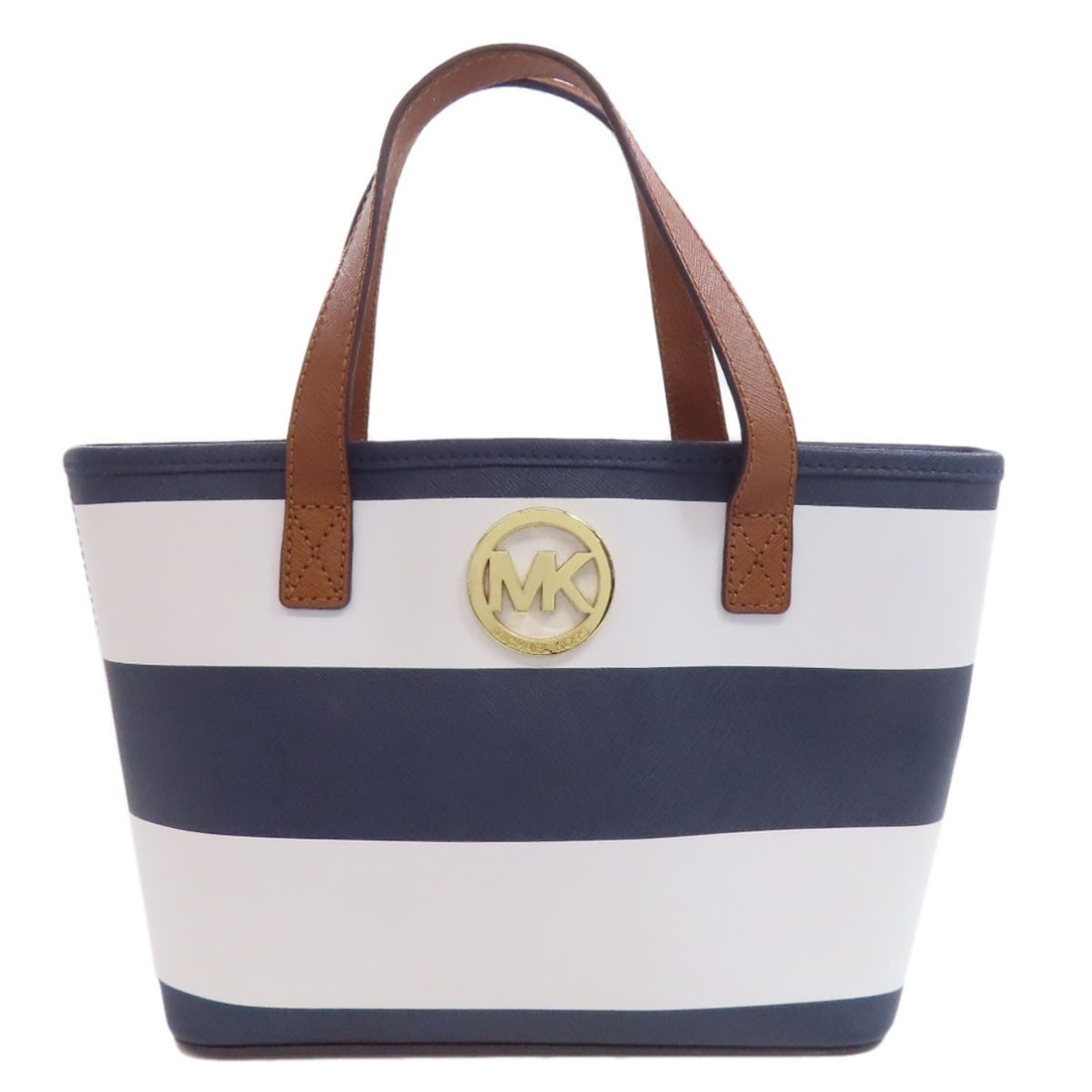 Kors Michael Leather Handbag Border: Kors Michael Leather Handbag Border Navy leather handbag with a classic design, bearing the signature of its creator. Made from high-quality leather, this stylish accessory exudes sophistication and
