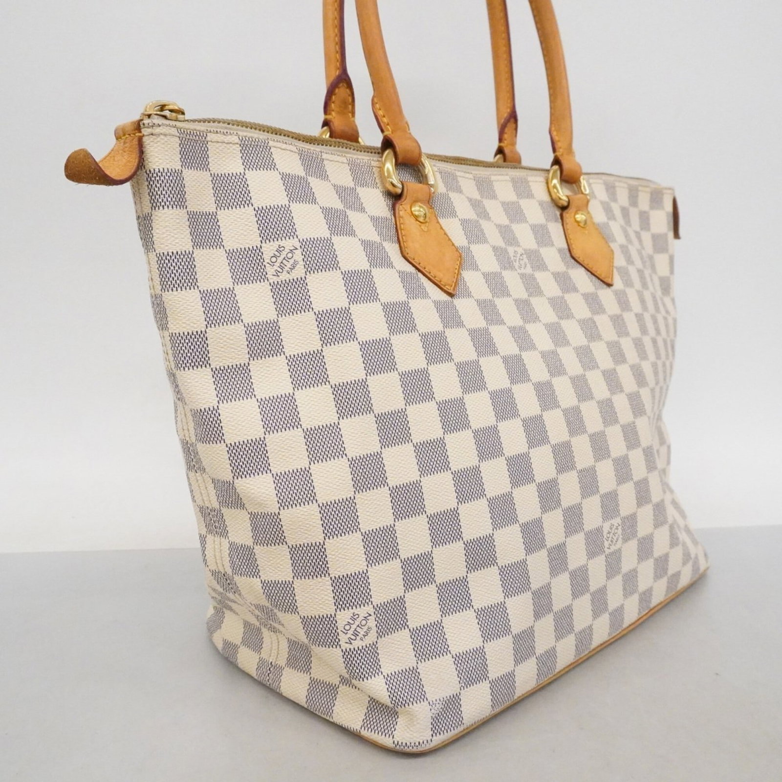 Louis Vuitton Handbag - 2