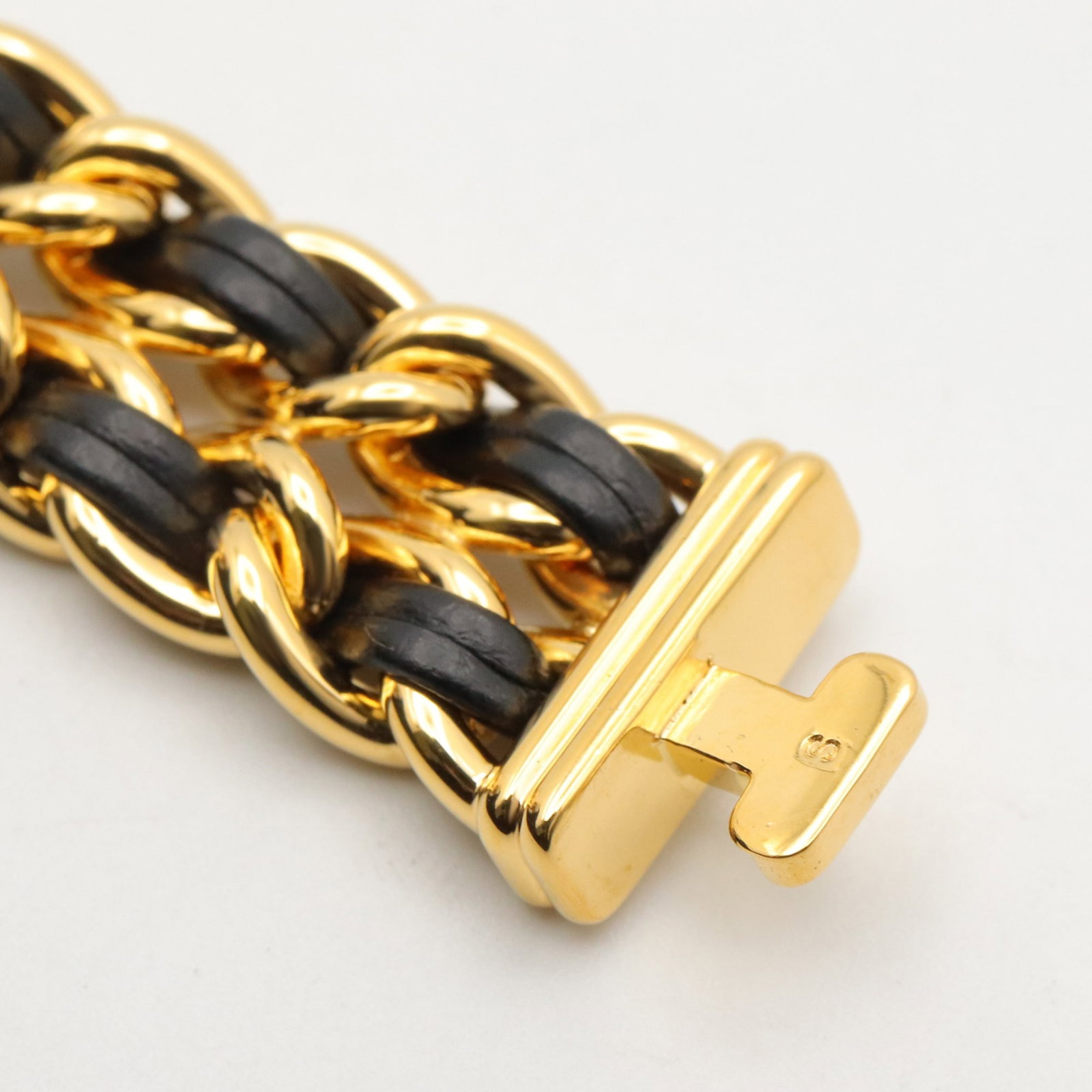 Chanel Wristwatch - 12
