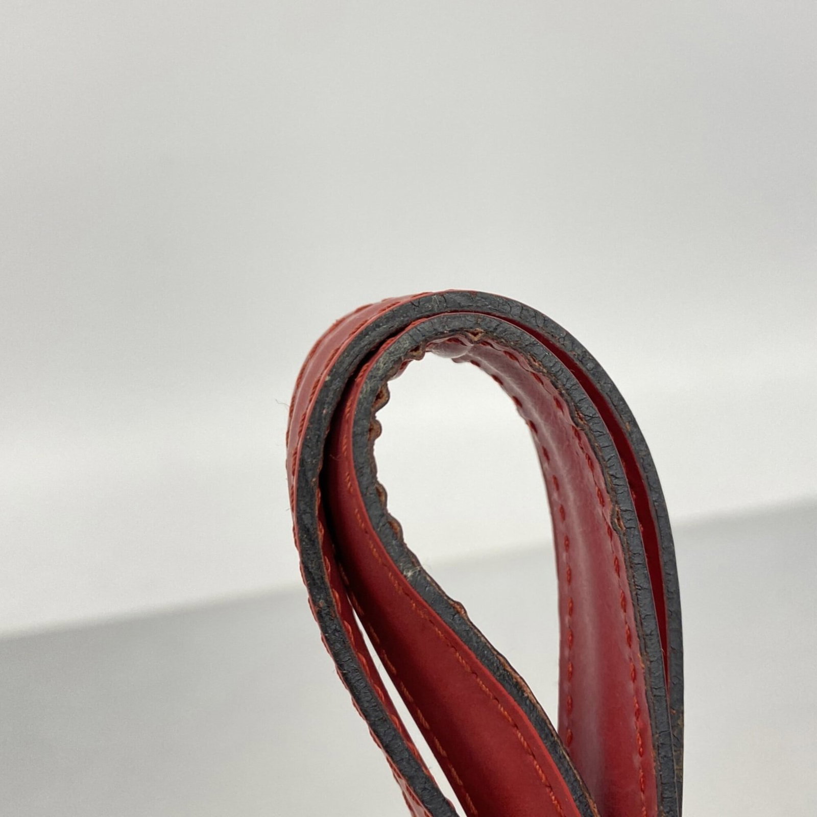Louis Vuitton Handbag - 10