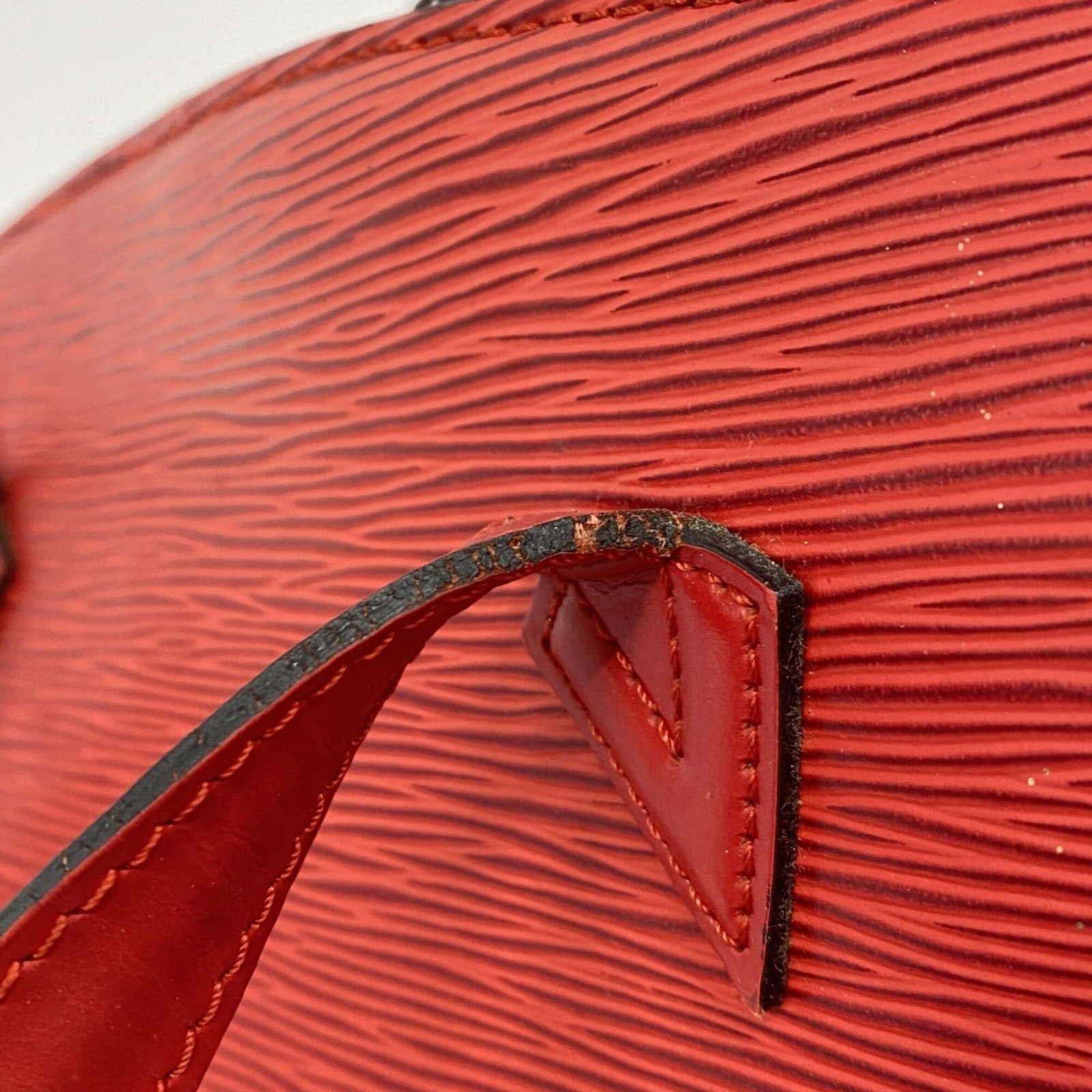 Louis Vuitton Handbag - 9
