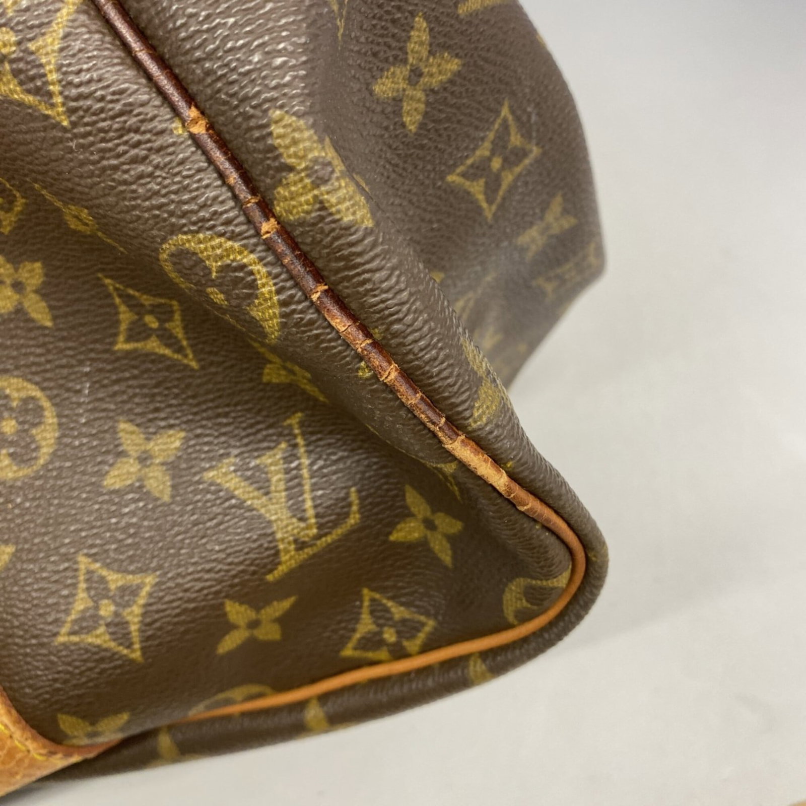 Boston Vuitton Louis - 6