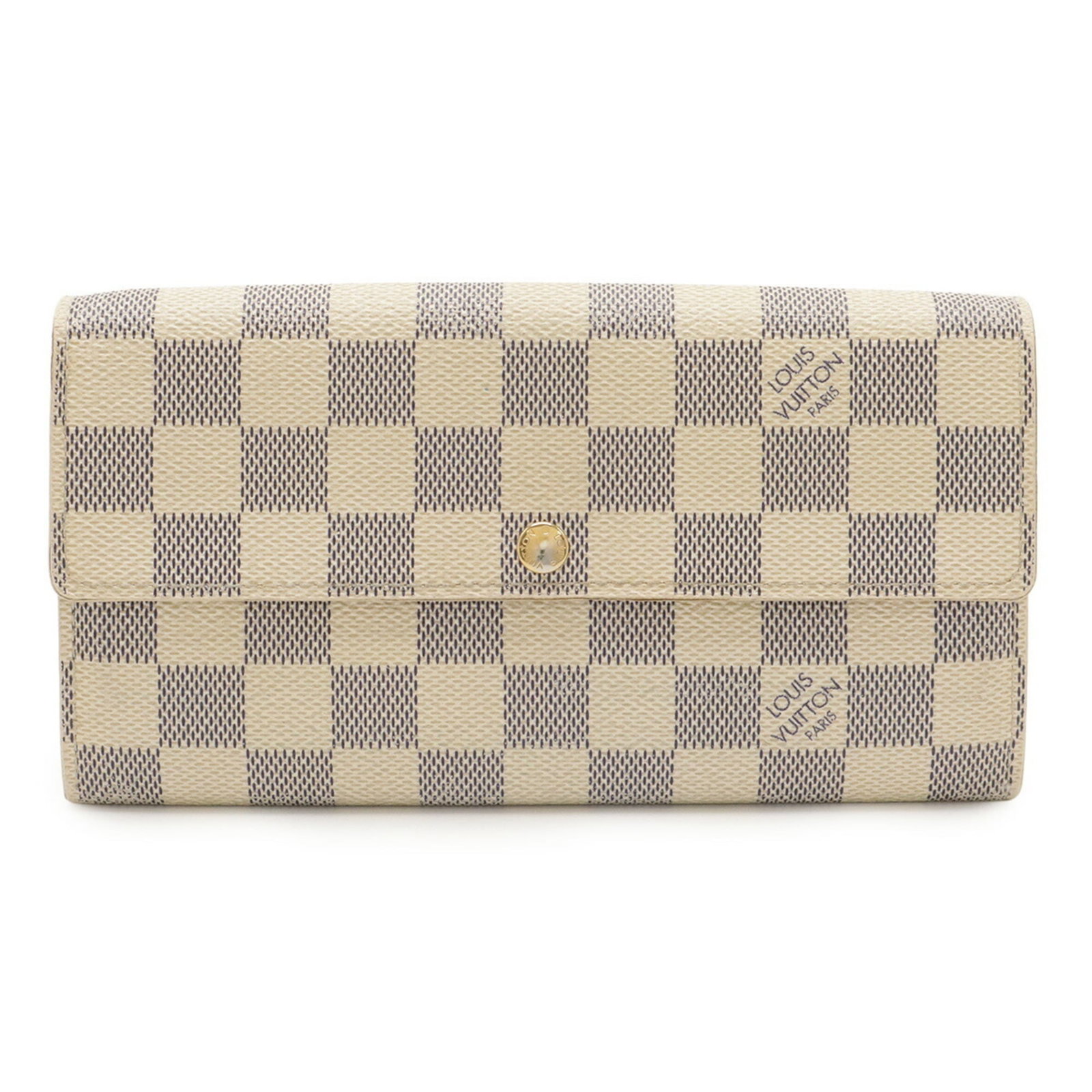 Louis Vuitton Long Wallet (Bi-Fold) Damier Azur Canvas: Louis Vuitton Long Wallet (Bi-Fold) Damier Azur Canvas Damier Azur canvas, iconic for its distinctive blue and white checkered pattern, adorns this bi-fold long wallet from Louis Vuitton. Traces of