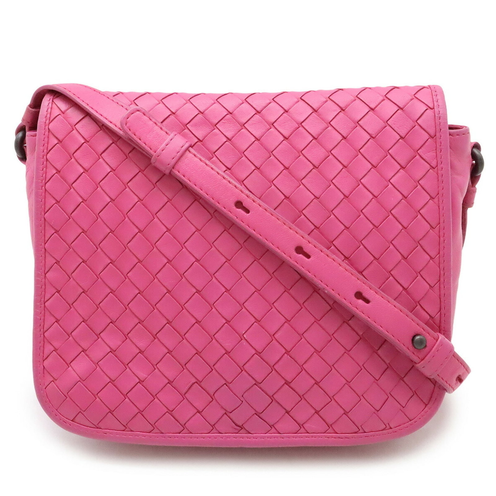 Veneta Bottega Pochette Intrecciato Shoulder Bag: Veneta Bottega Pochette Intrecciato Shoulder Bag The Veneta Bottega Pochette Intrecciato Shoulder Bag features an iconic intrecciato weave in a beautiful pink hue, adding a touch of elegance to any