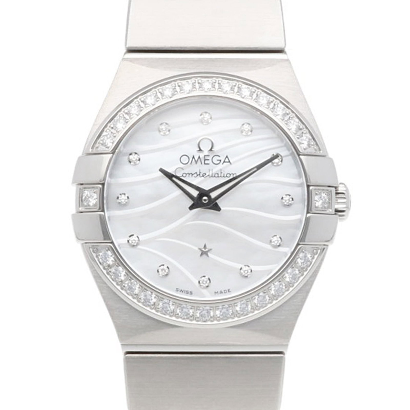 Omega Wristwatch: Omega Wristwatch Stainless steel case and band add a sleek touch to this Omega wristwatch, measuring 25mm in diameter. The watch bears traces of usage with minor scratches and dirt, but remains in goo