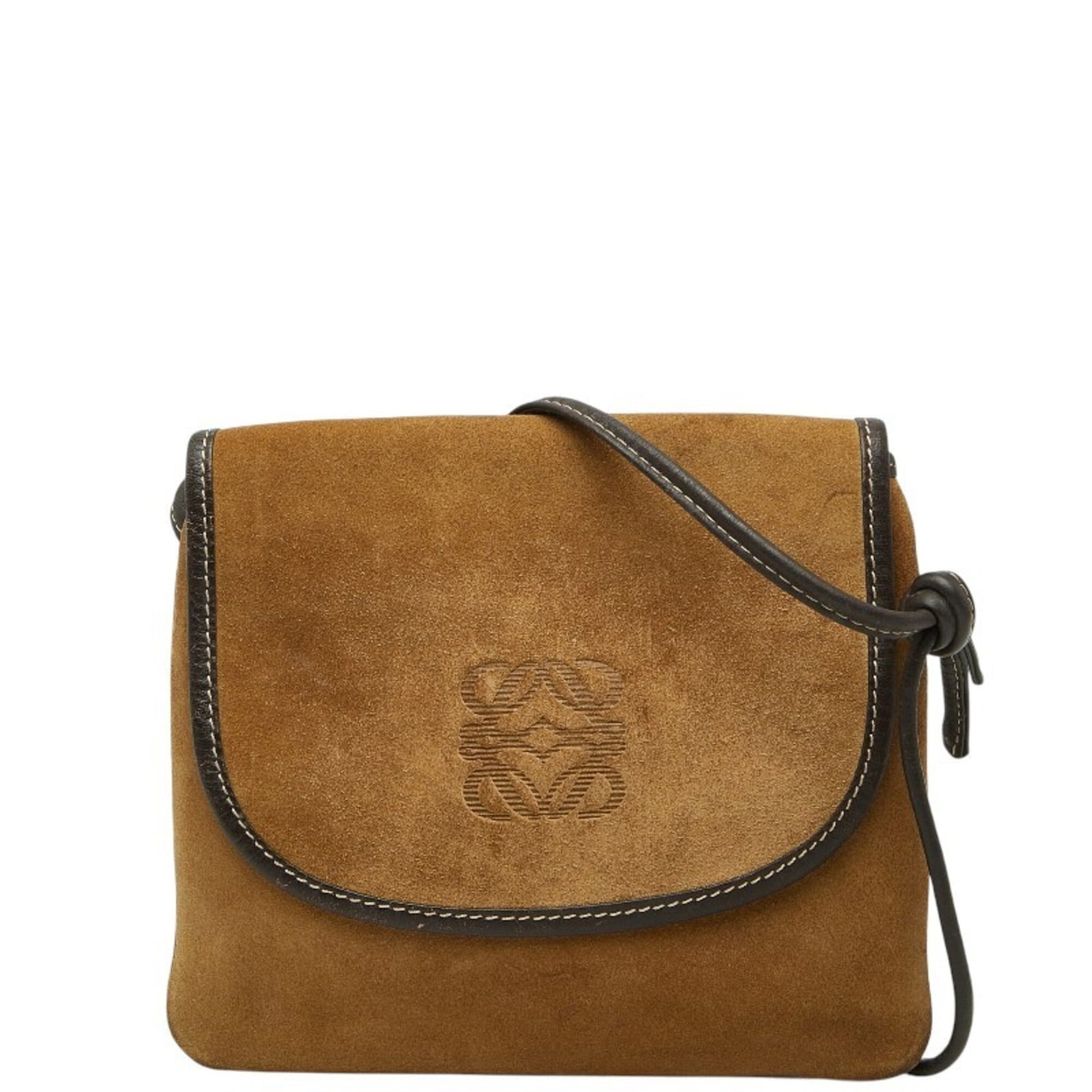 Suede leather shoulder bag pochette by Loewe: Suede leather shoulder bag pochette by Loewe Suede leather shoulder bag pochette by Loewe, featuring high-quality suede material and classic design. This beige brown pochette measures 18.5cm x 20.5cm 