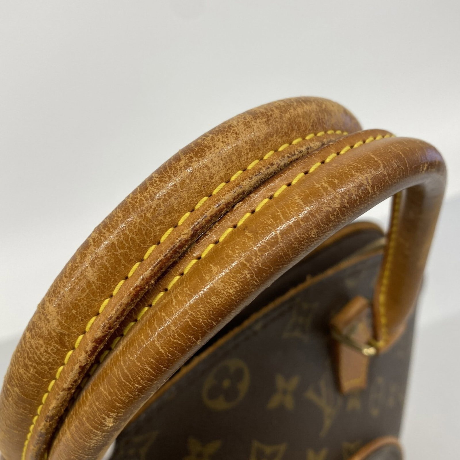 Louis Vuitton Handbag - 10