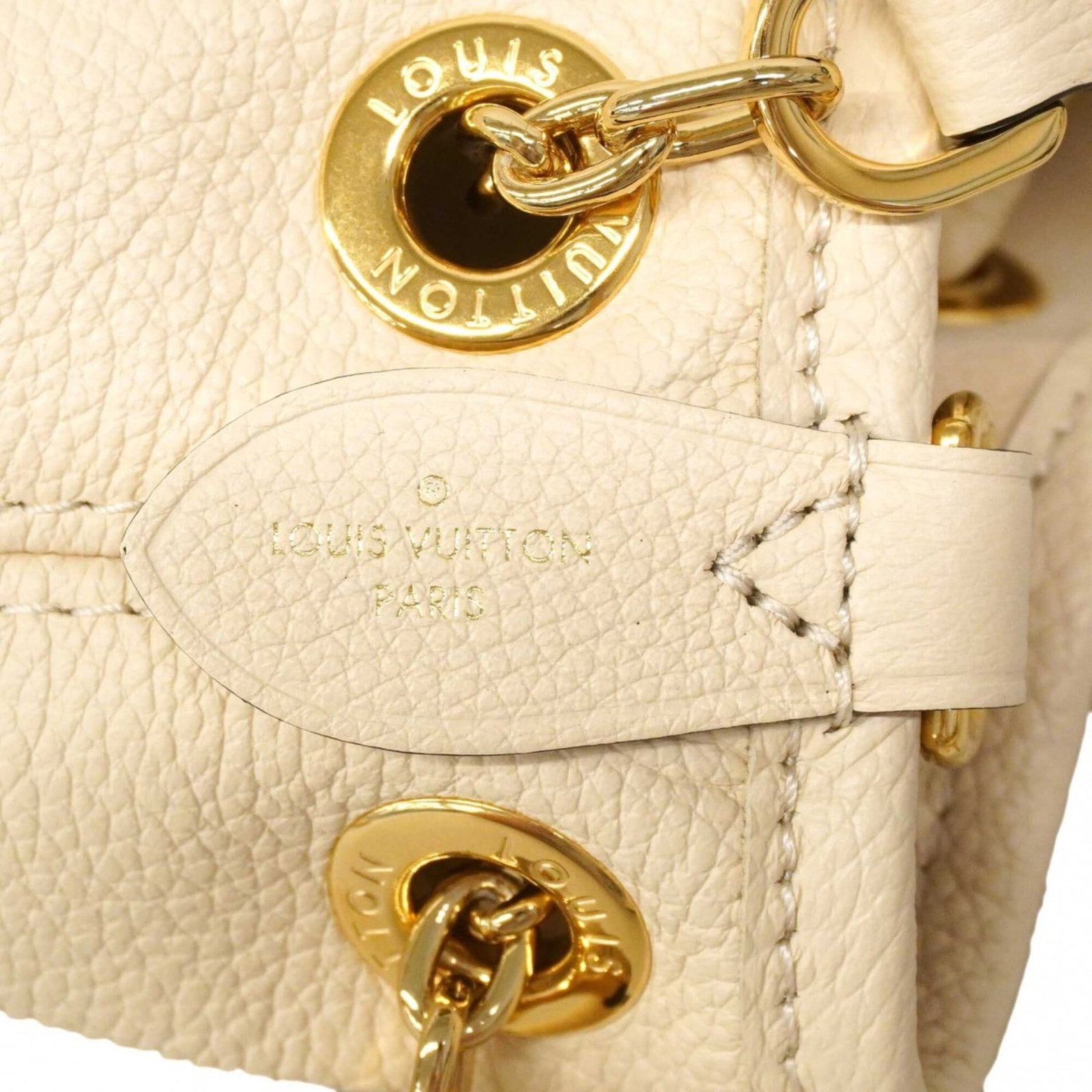 Louis Vuitton Handbag - 5