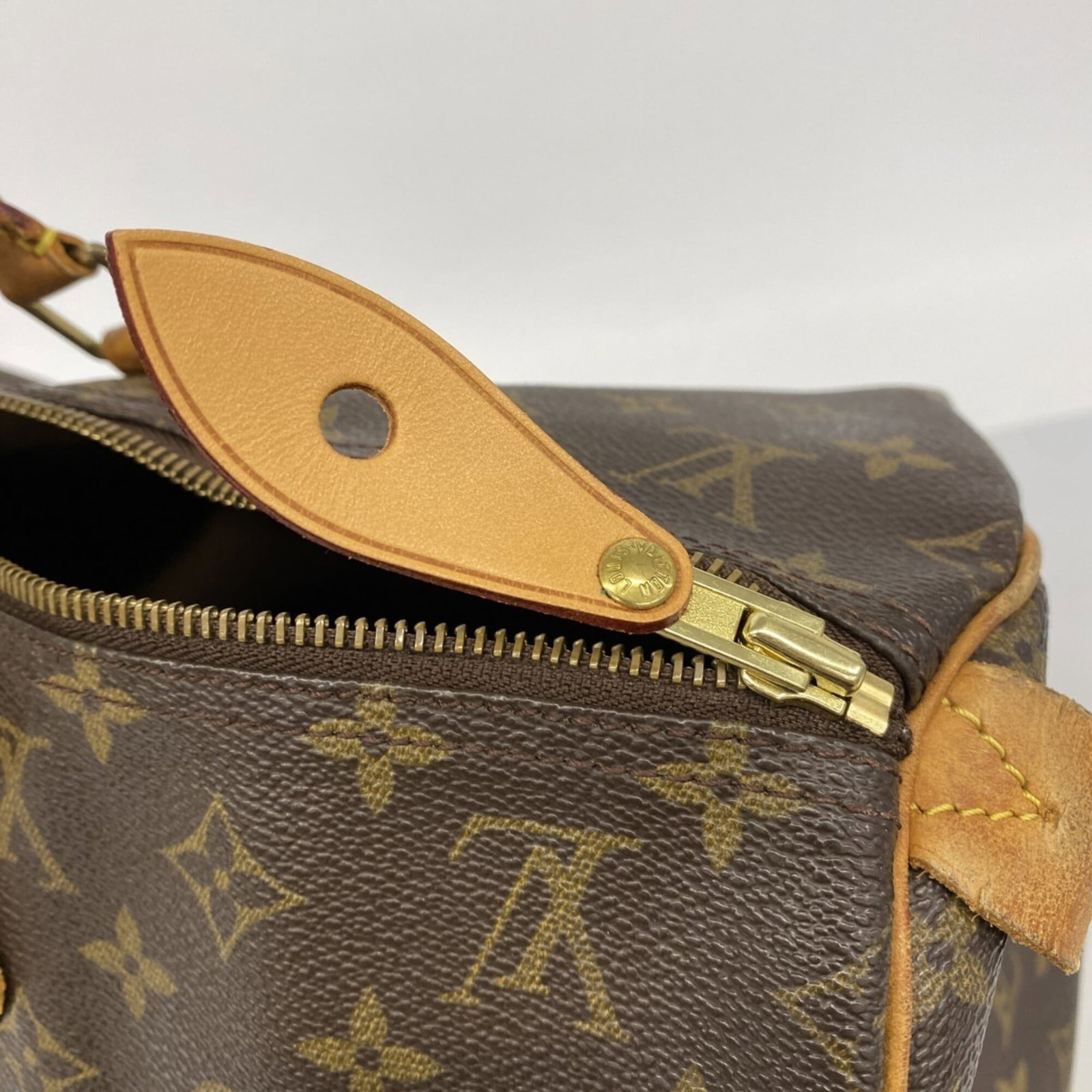 Louis Vuitton Handbag - 10